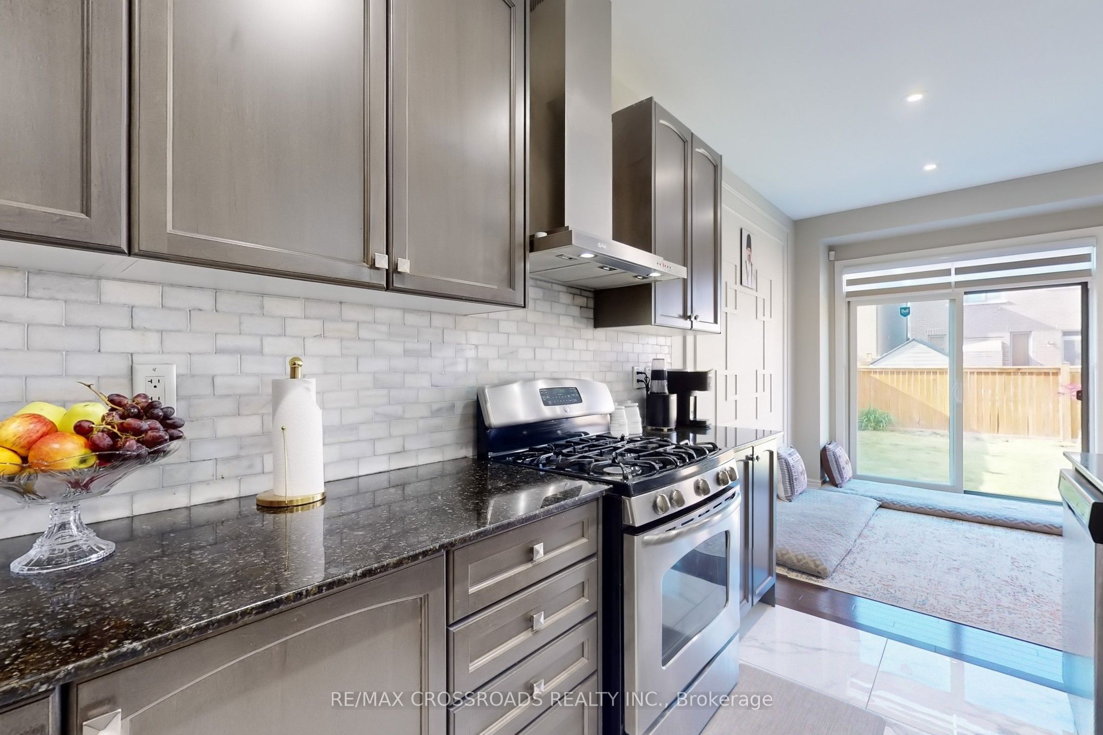 14 Ogston Crescent Property Photo 13