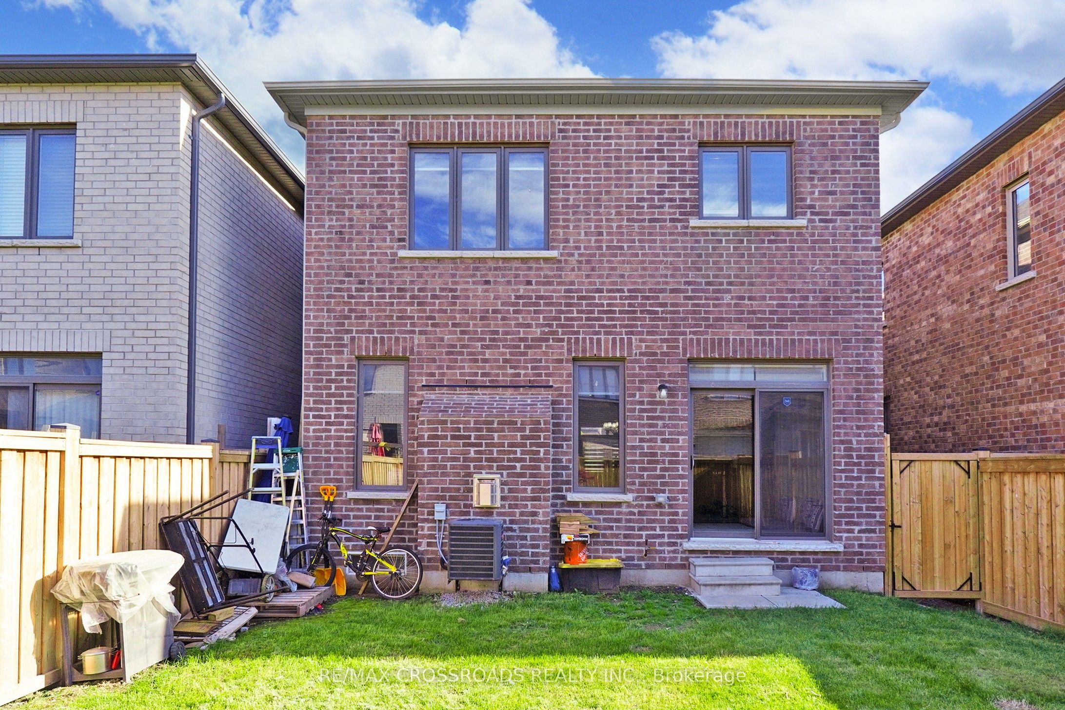 14 Ogston Crescent Property Photo 44