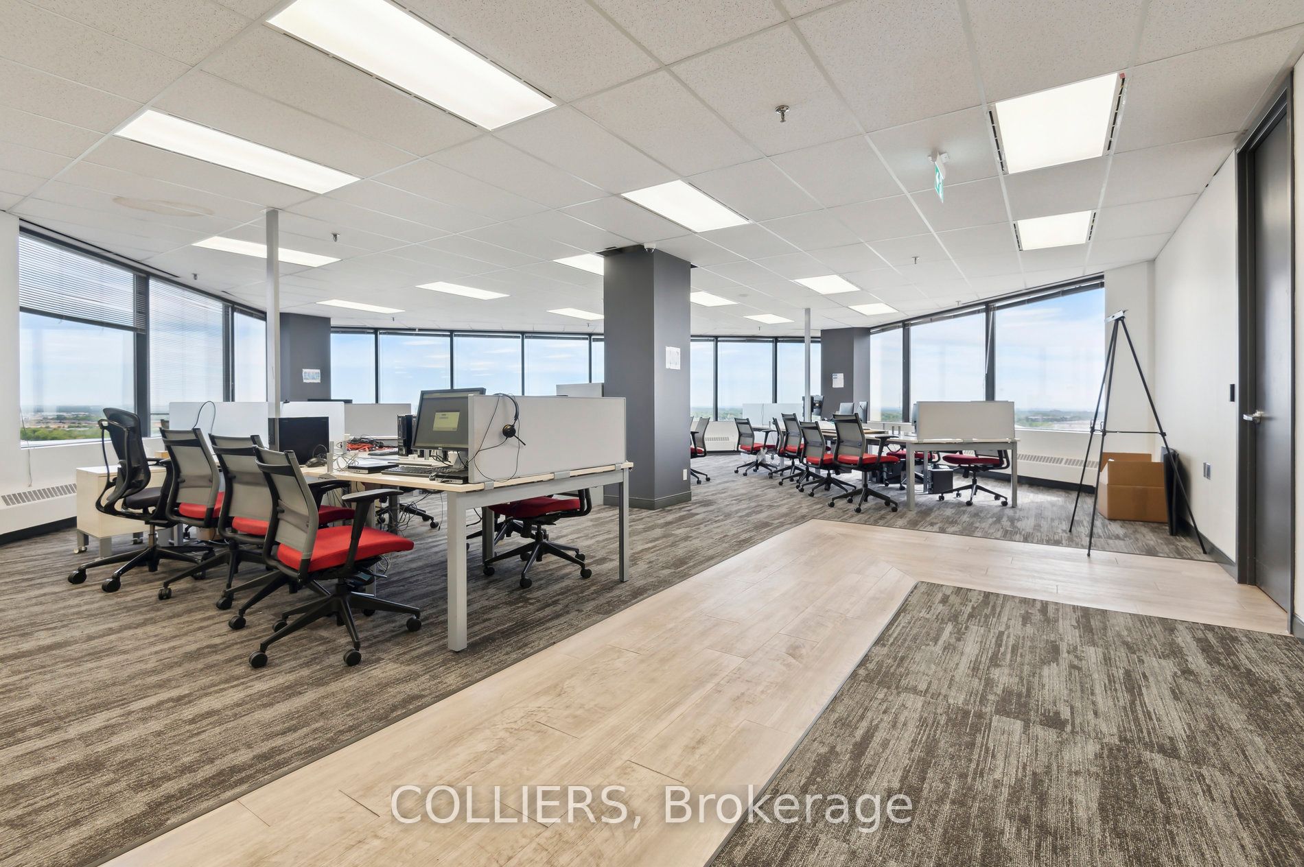 #1111 - 325 Milner Avenue Property Photo 6
