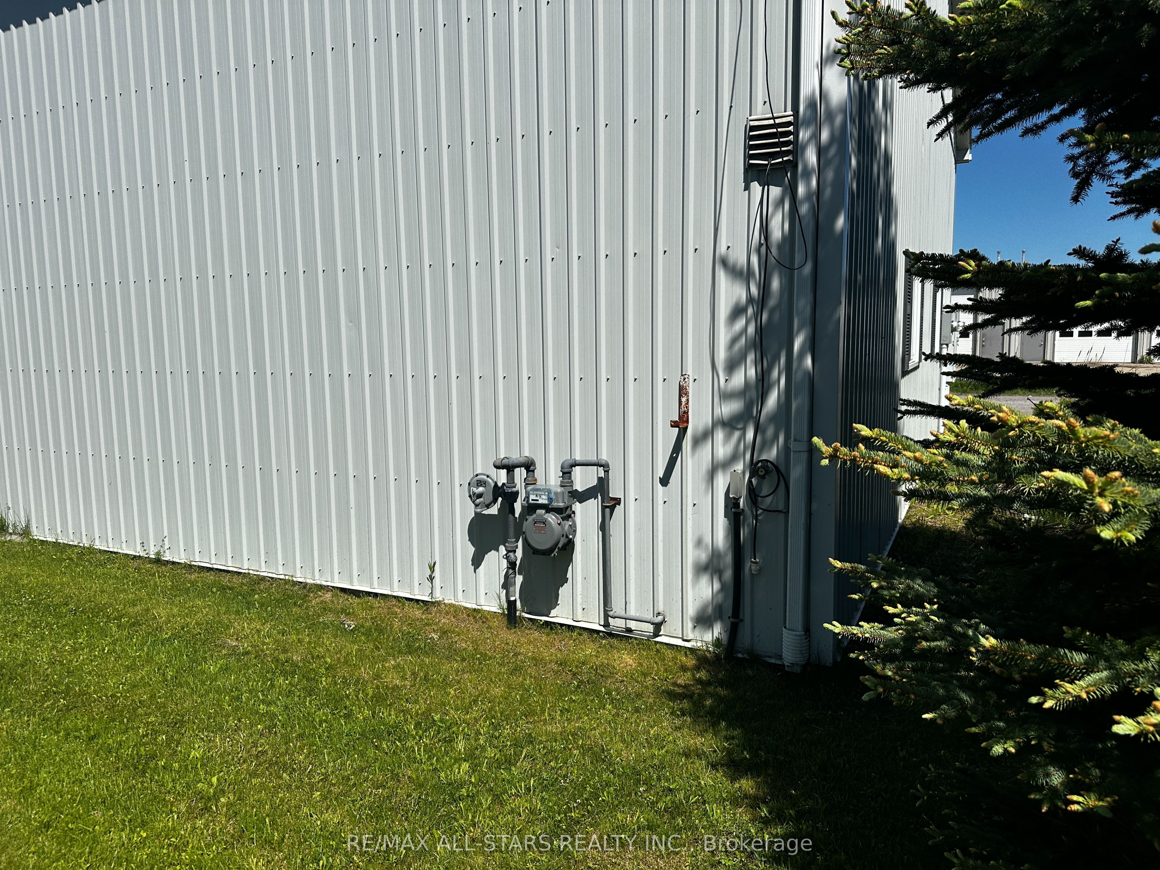 96 N Port Rd Property Photo 6