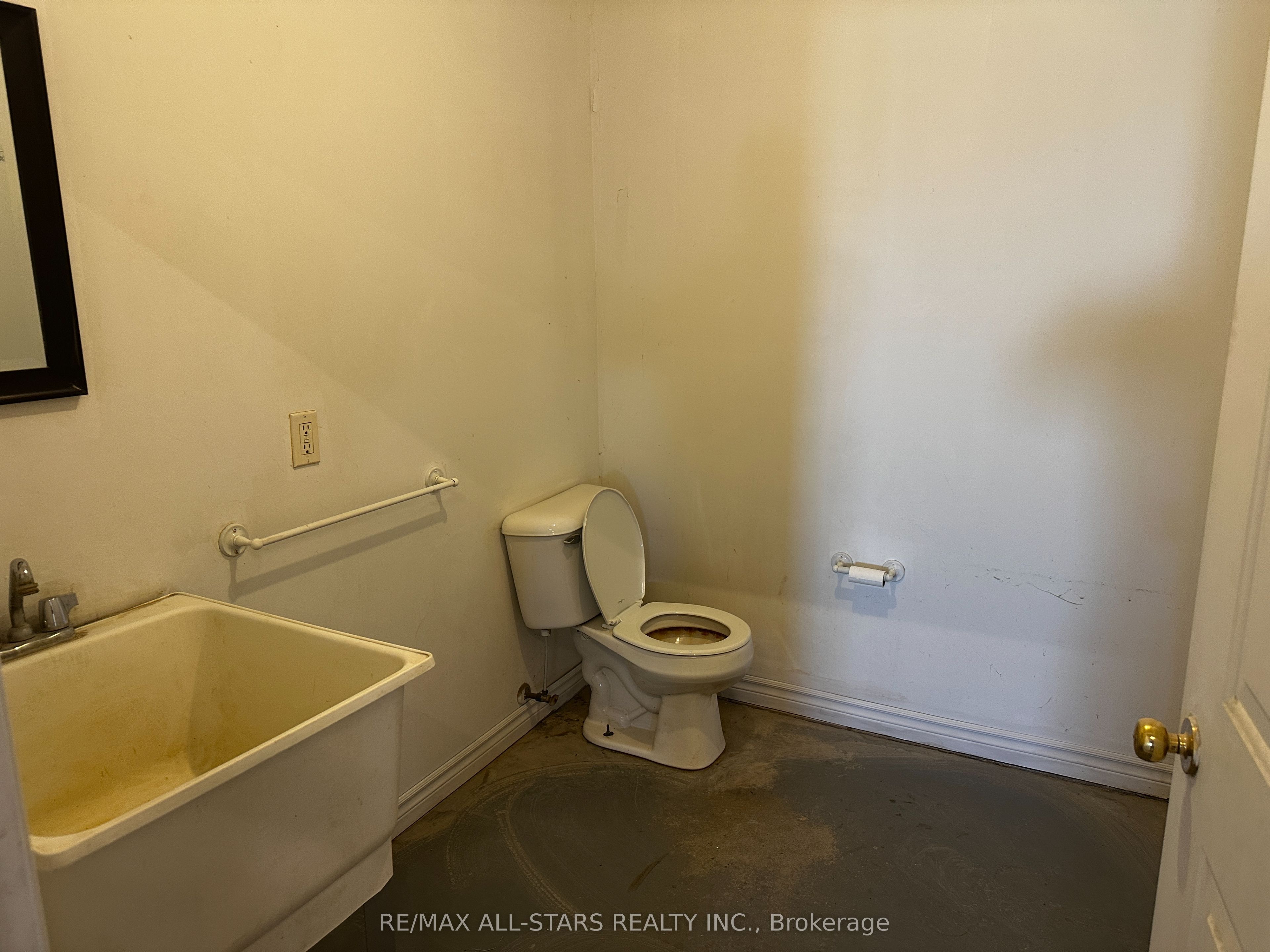 96 N Port Rd Property Photo 12