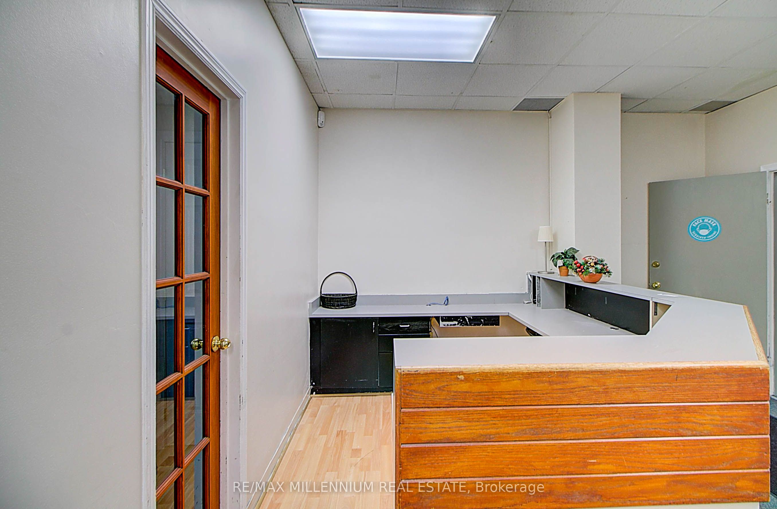 101 Dundas Street 302 Property Photo 14
