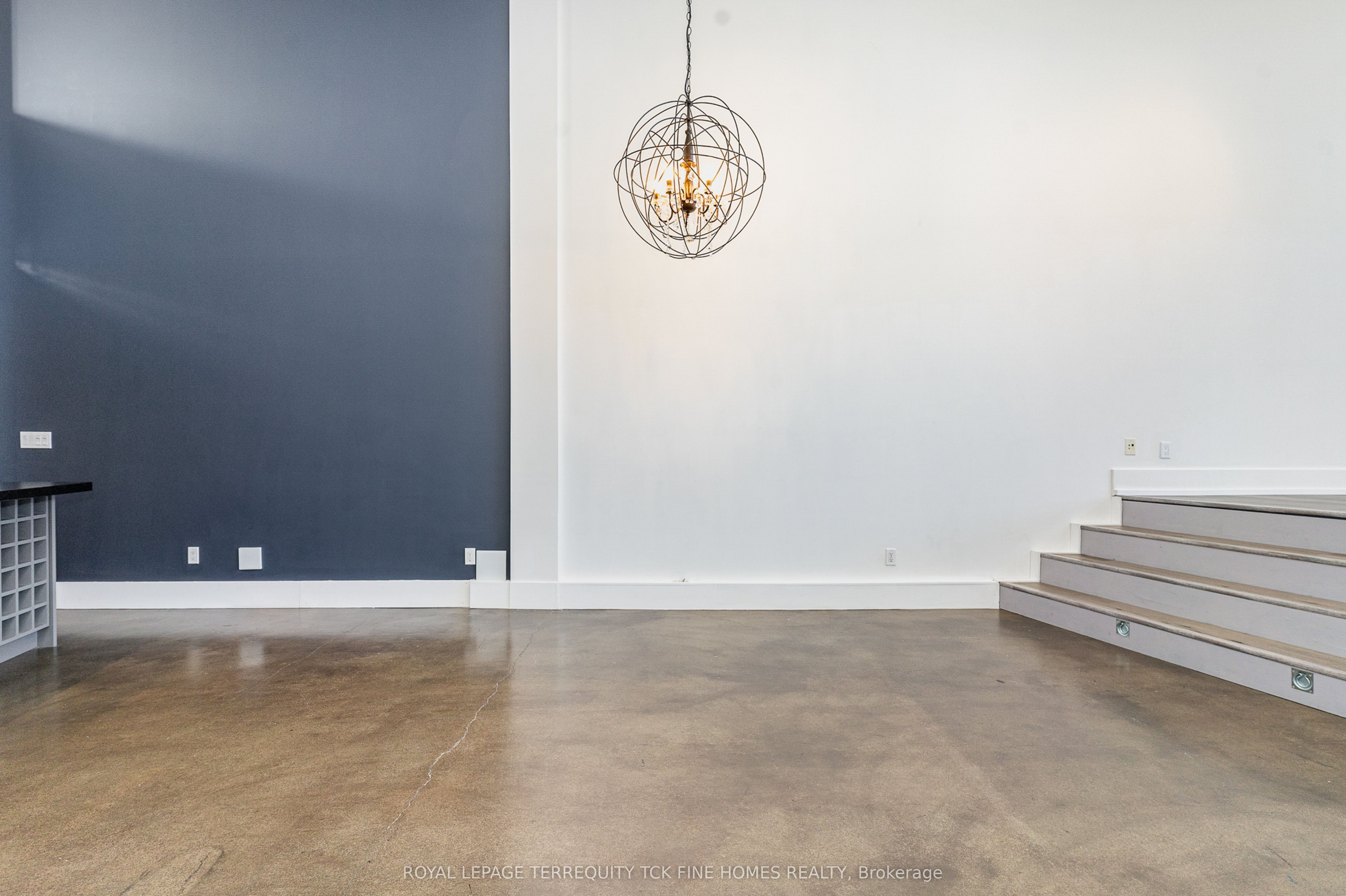 1173 Dundas Street E 225 Property Photo 9