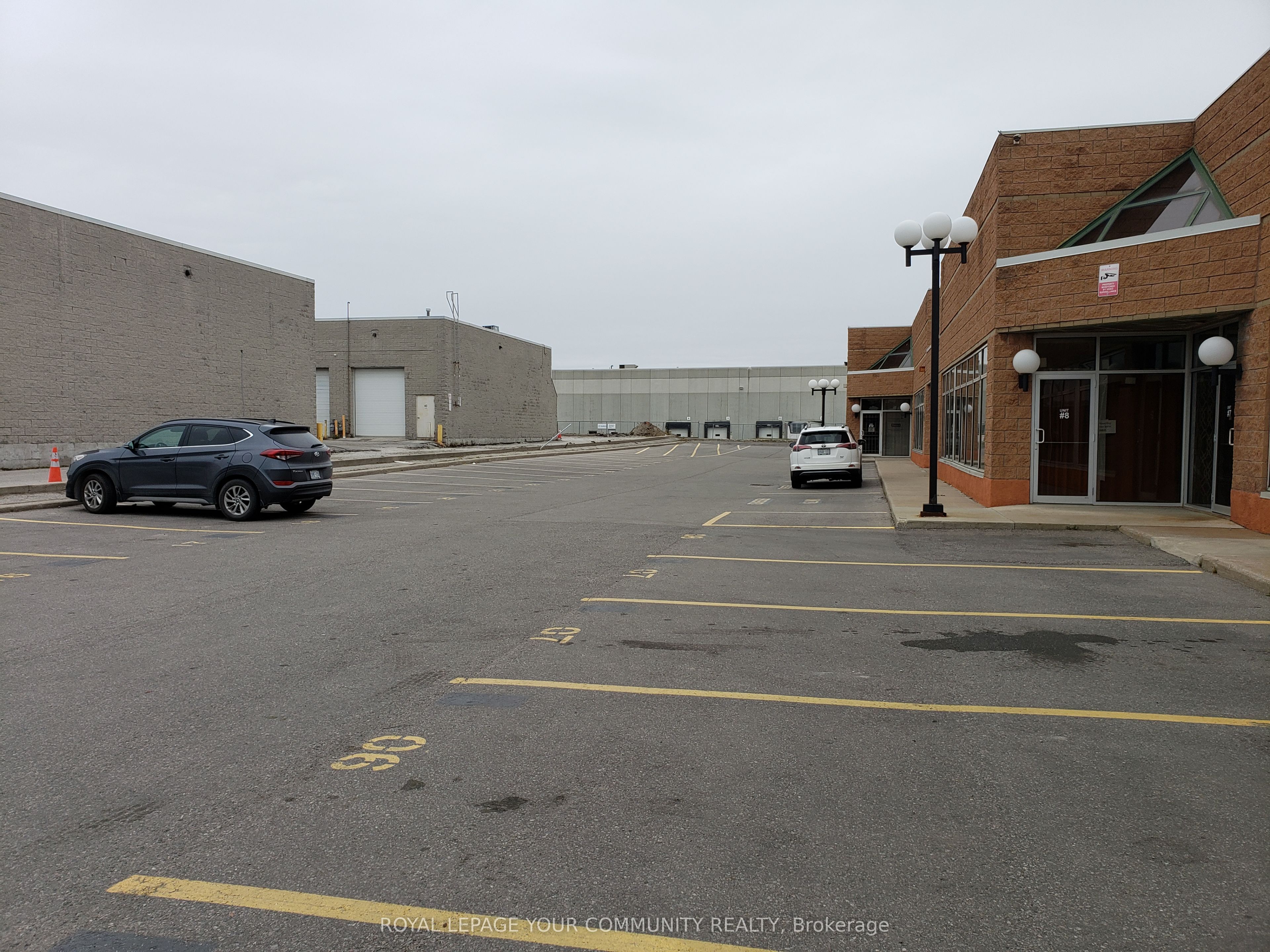 #6 - 90 Ironside Crescent Property Photo 3