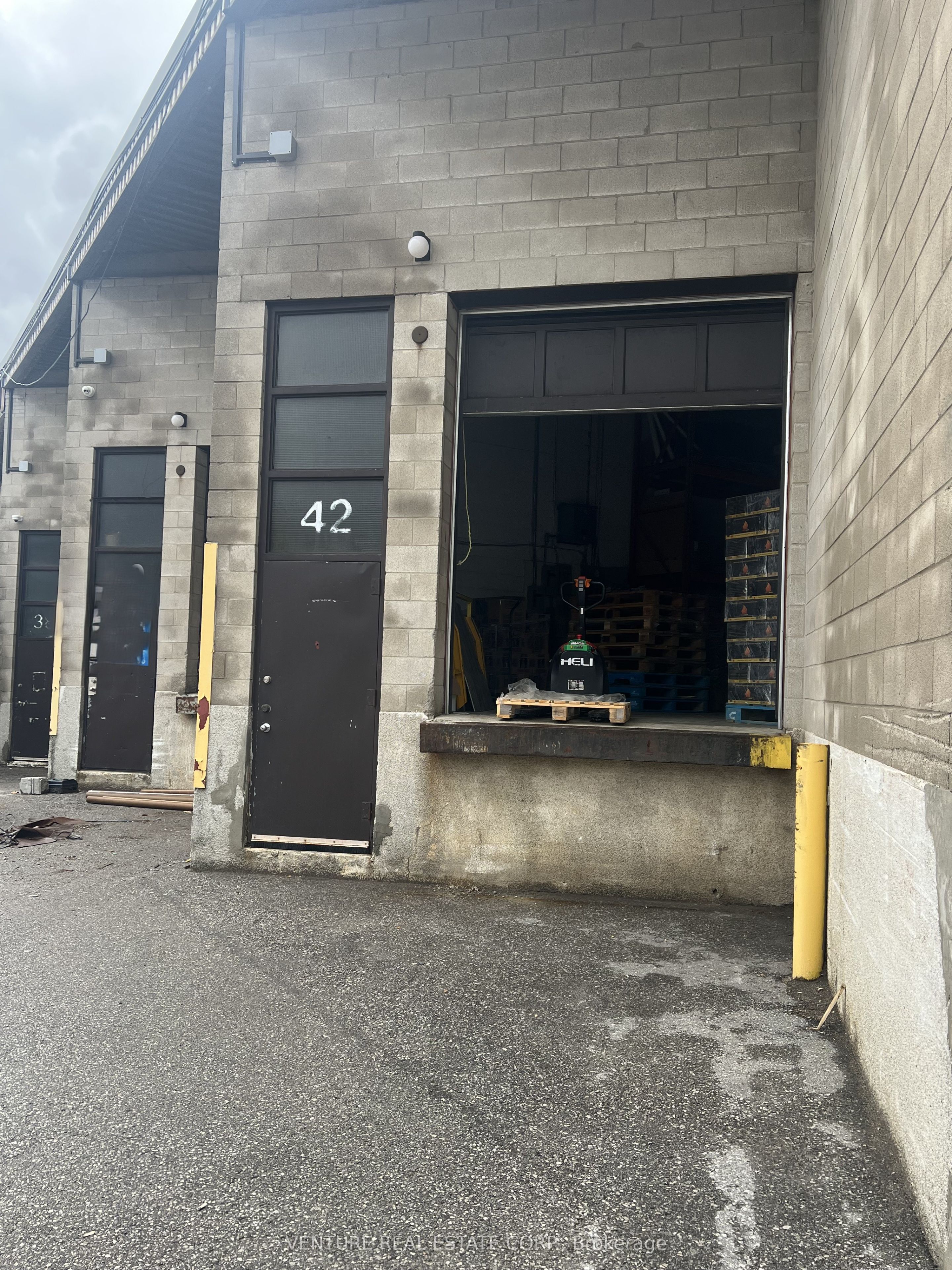 #42 - 140 Milner Avenue Property Photo 9