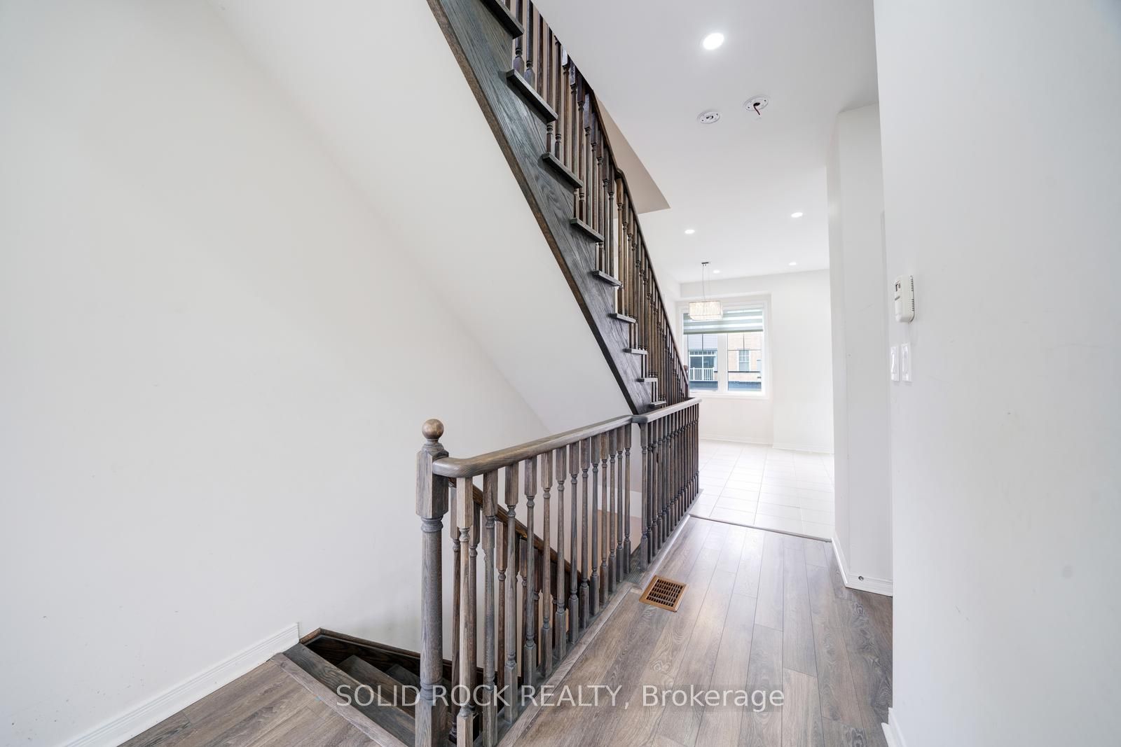 840 Atwater Path Property Photo 12
