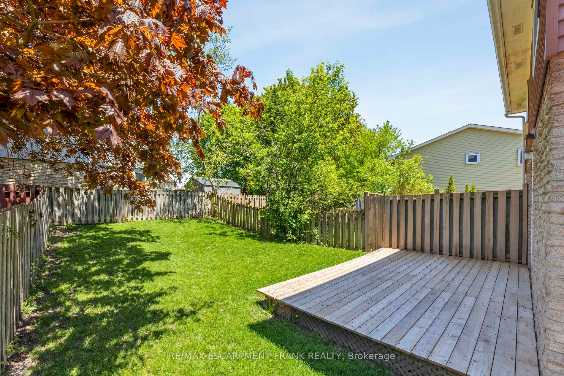 647 Balsam Crescent Property Photo 30
