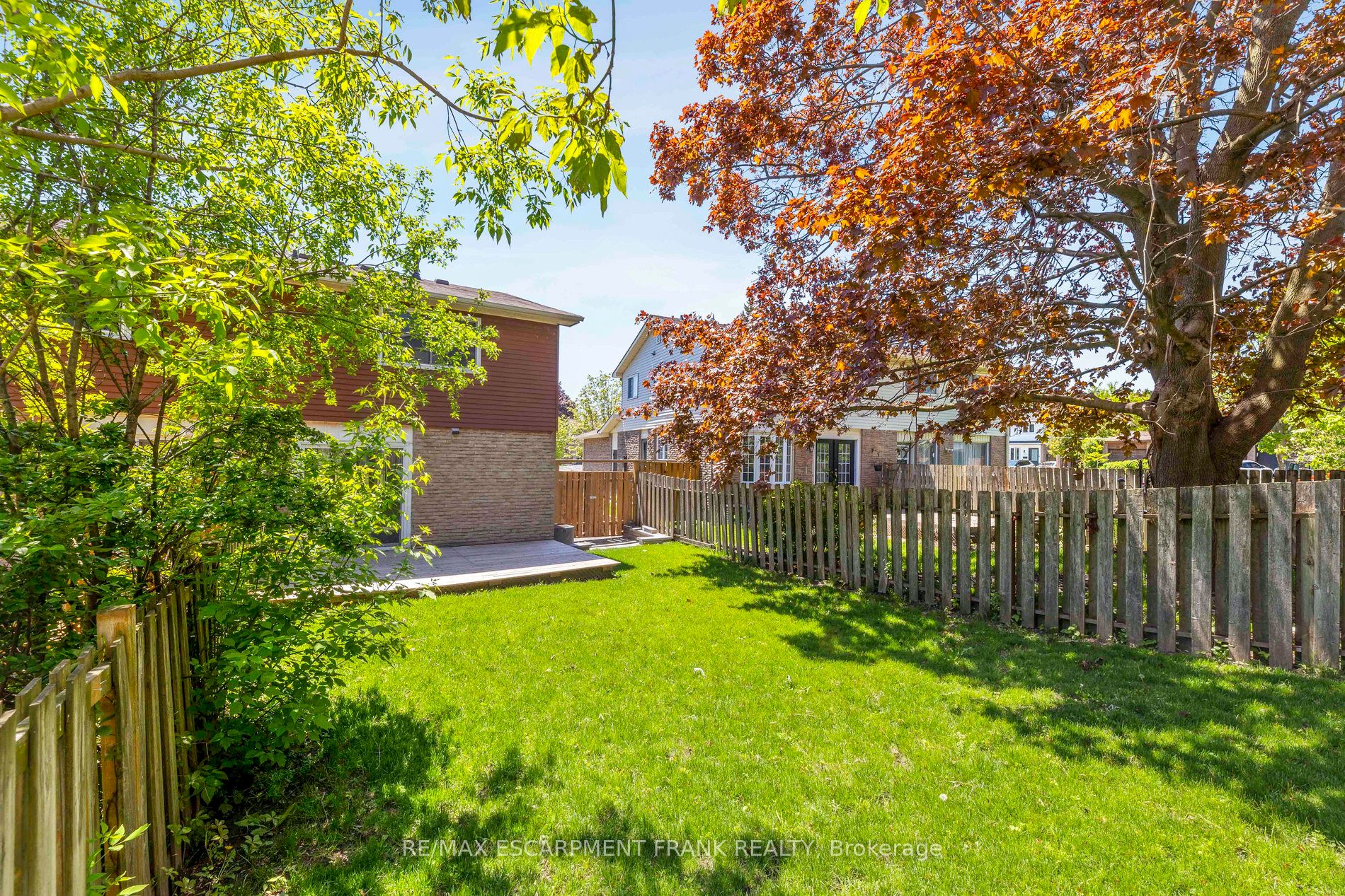 647 Balsam Crescent Property Photo 33