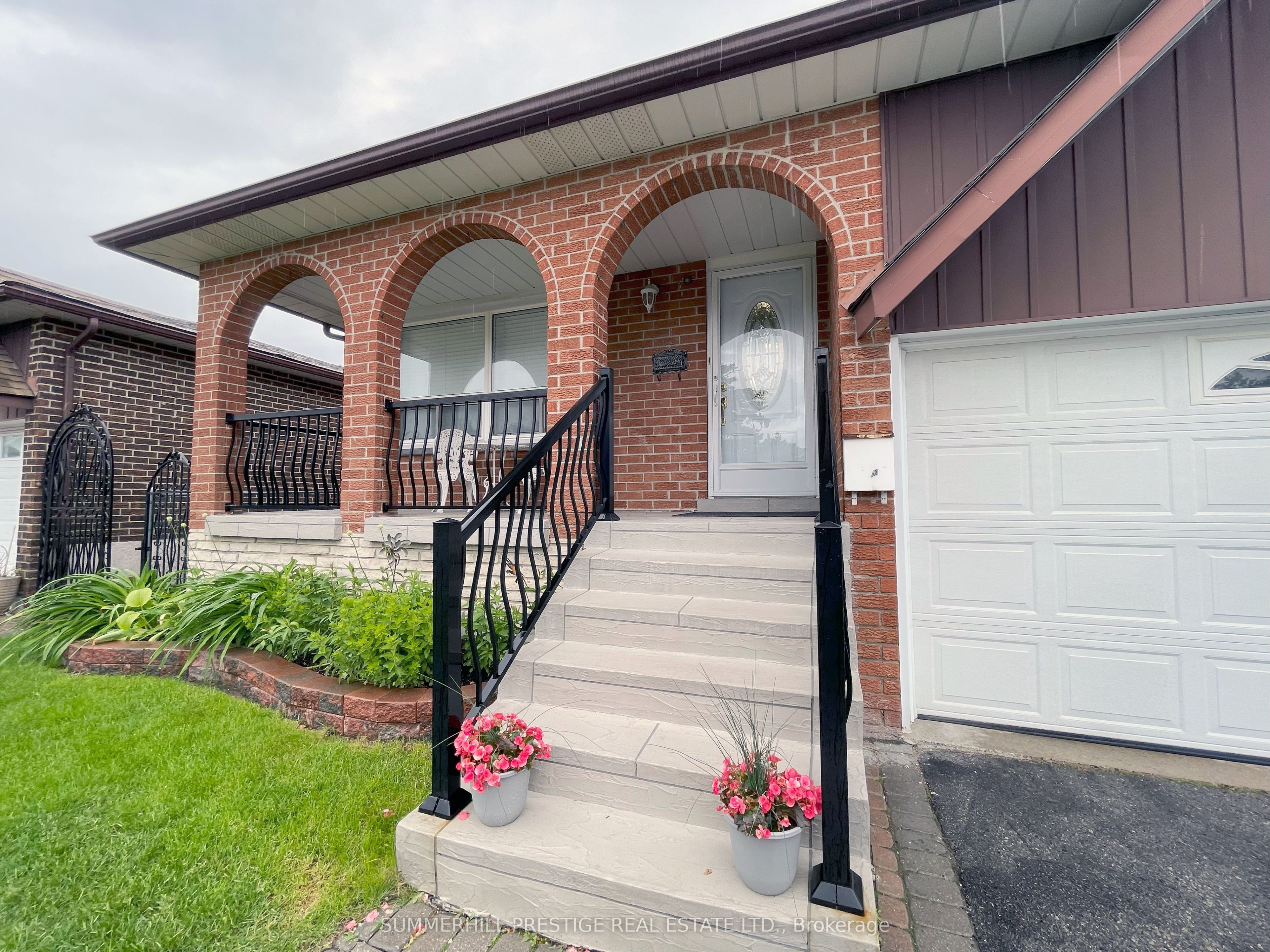 20 Cleethorpes Boulevard Property Photo 2