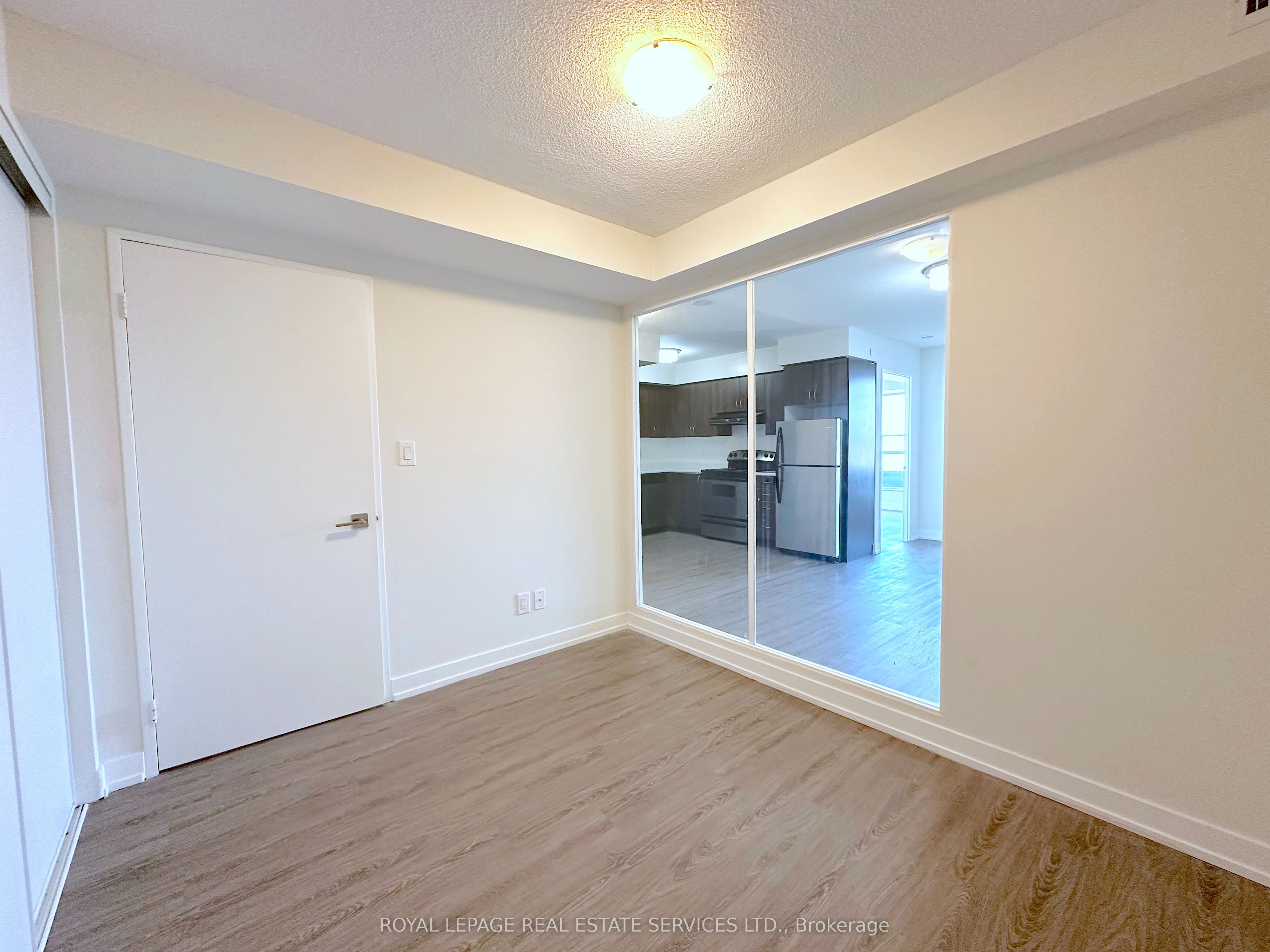 73 Bayly St W Property Photo 7