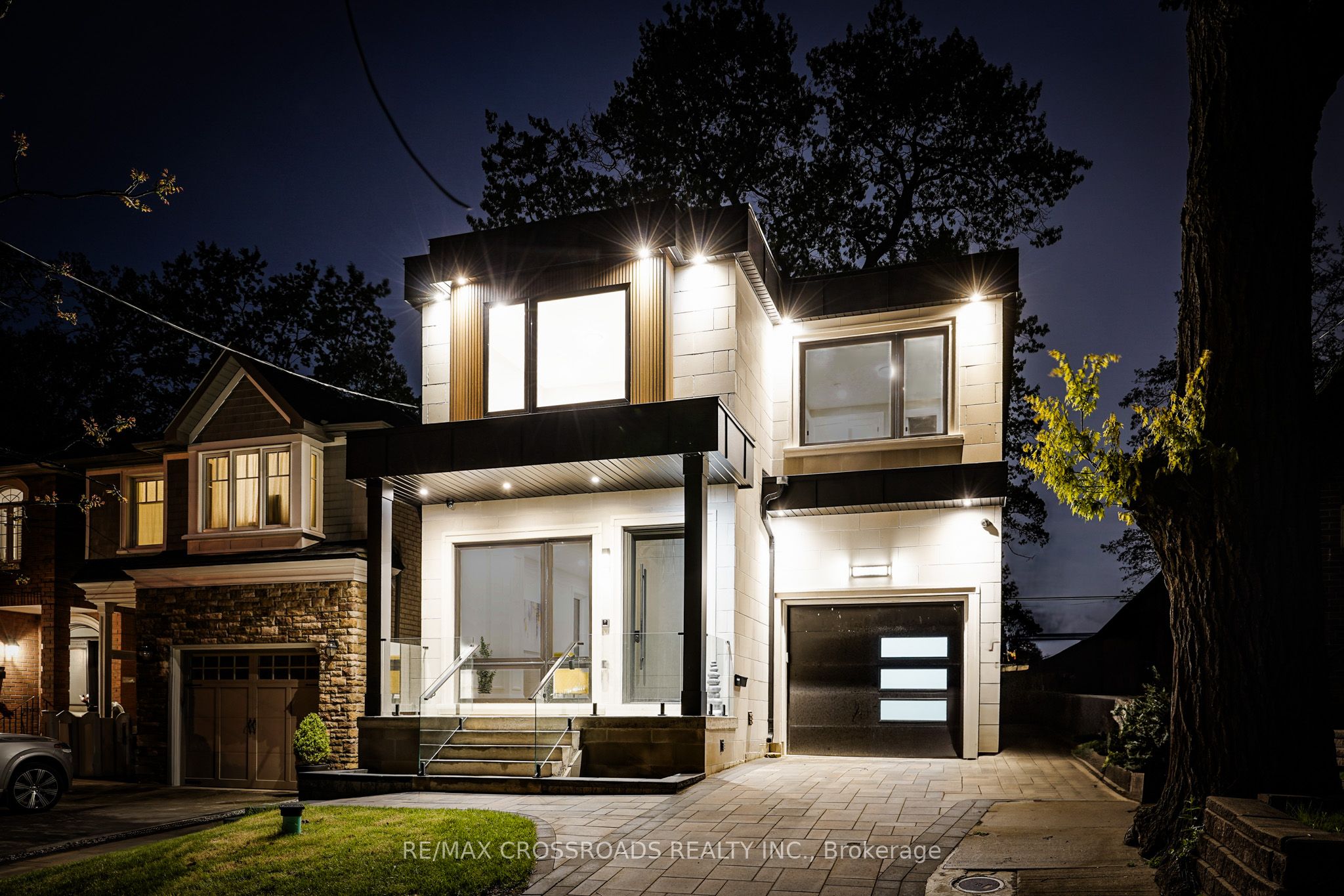 112 Blantyre Avenue Property Photo 3
