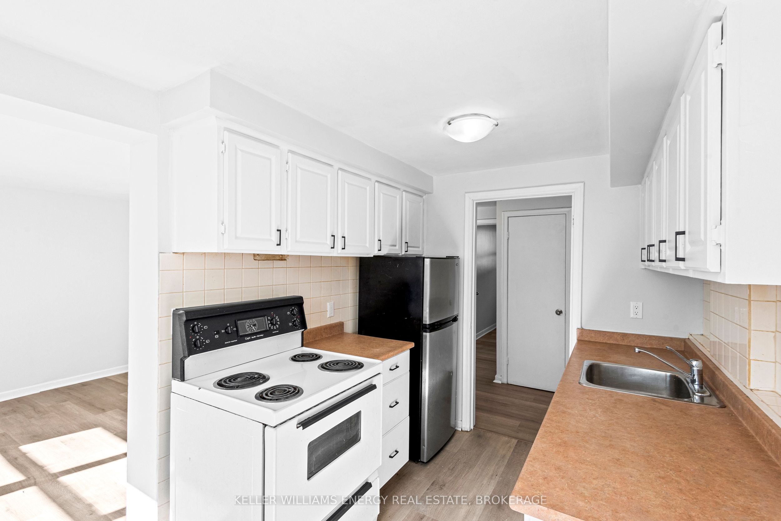 117 Cromwell Avenue 1-6 Property Photo 16