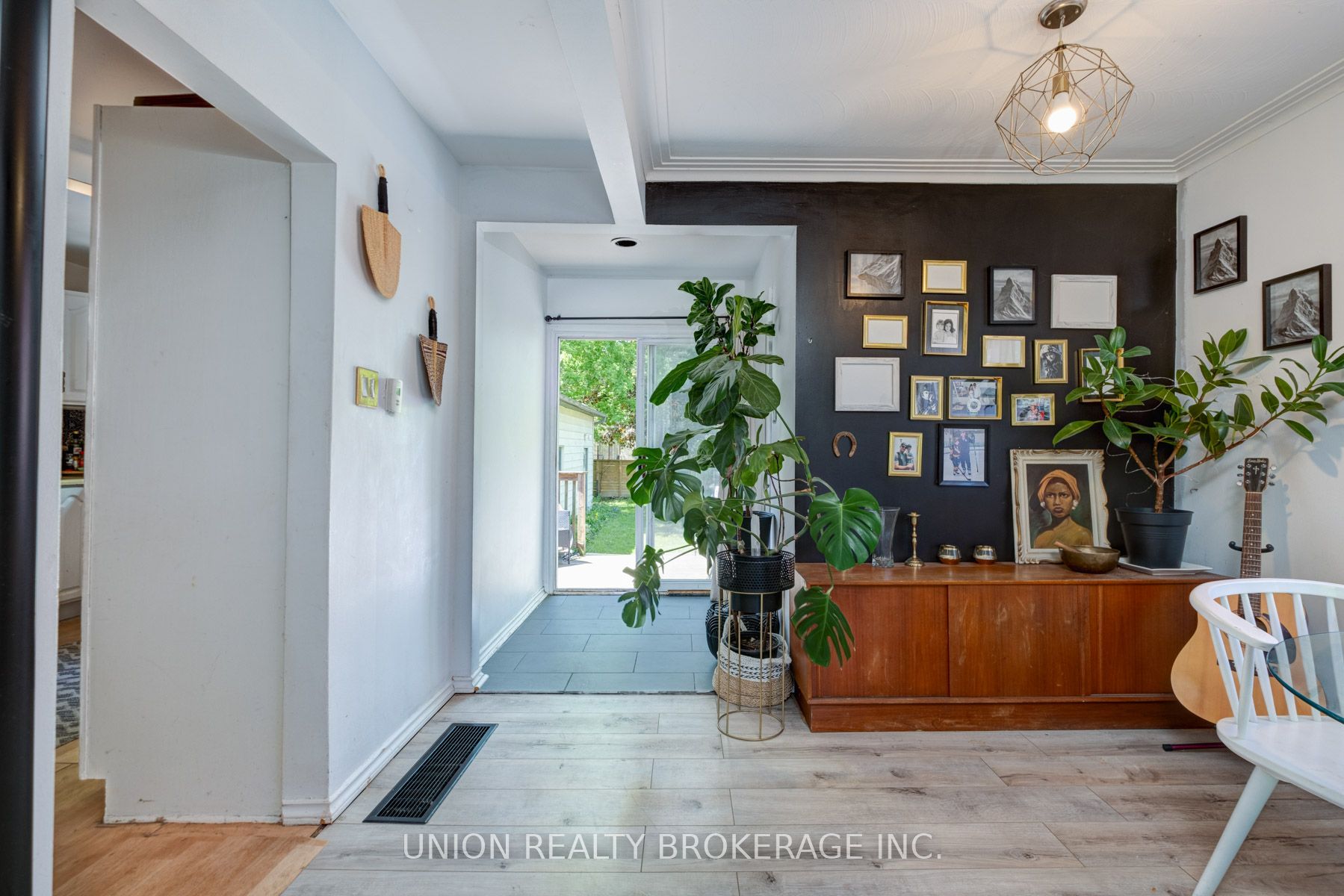 72 Sandown Avenue Property Photo 7