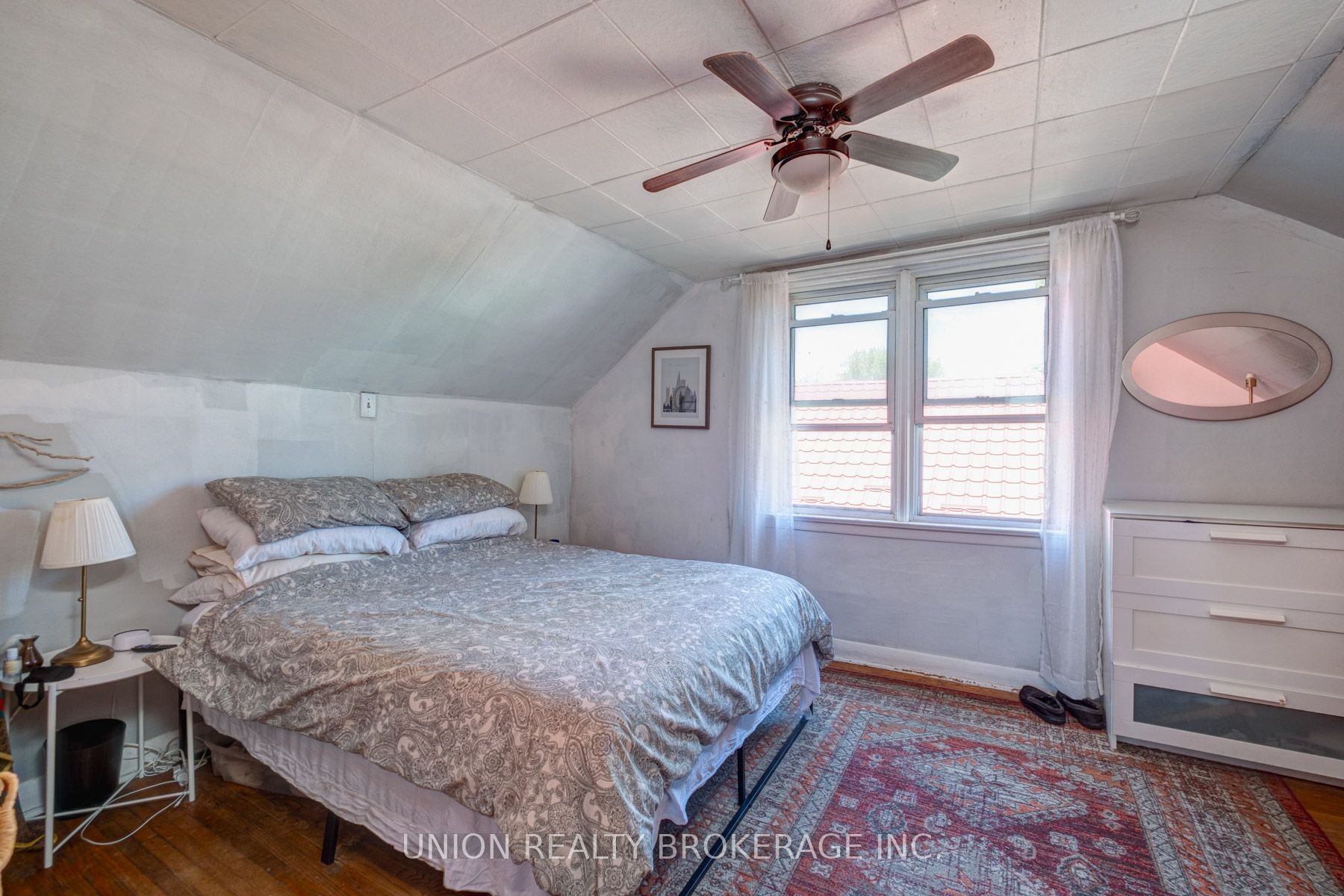 72 Sandown Avenue Property Photo 12