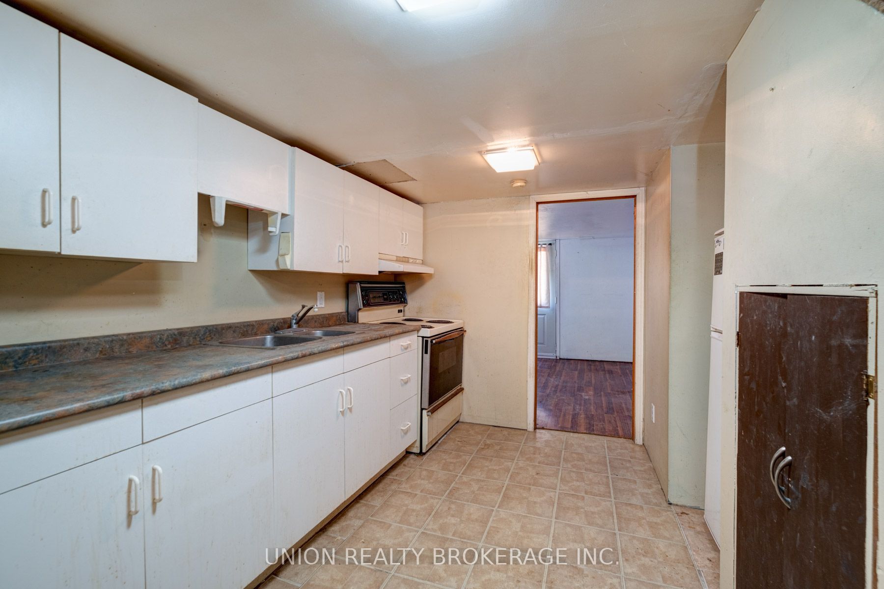72 Sandown Avenue Property Photo 17