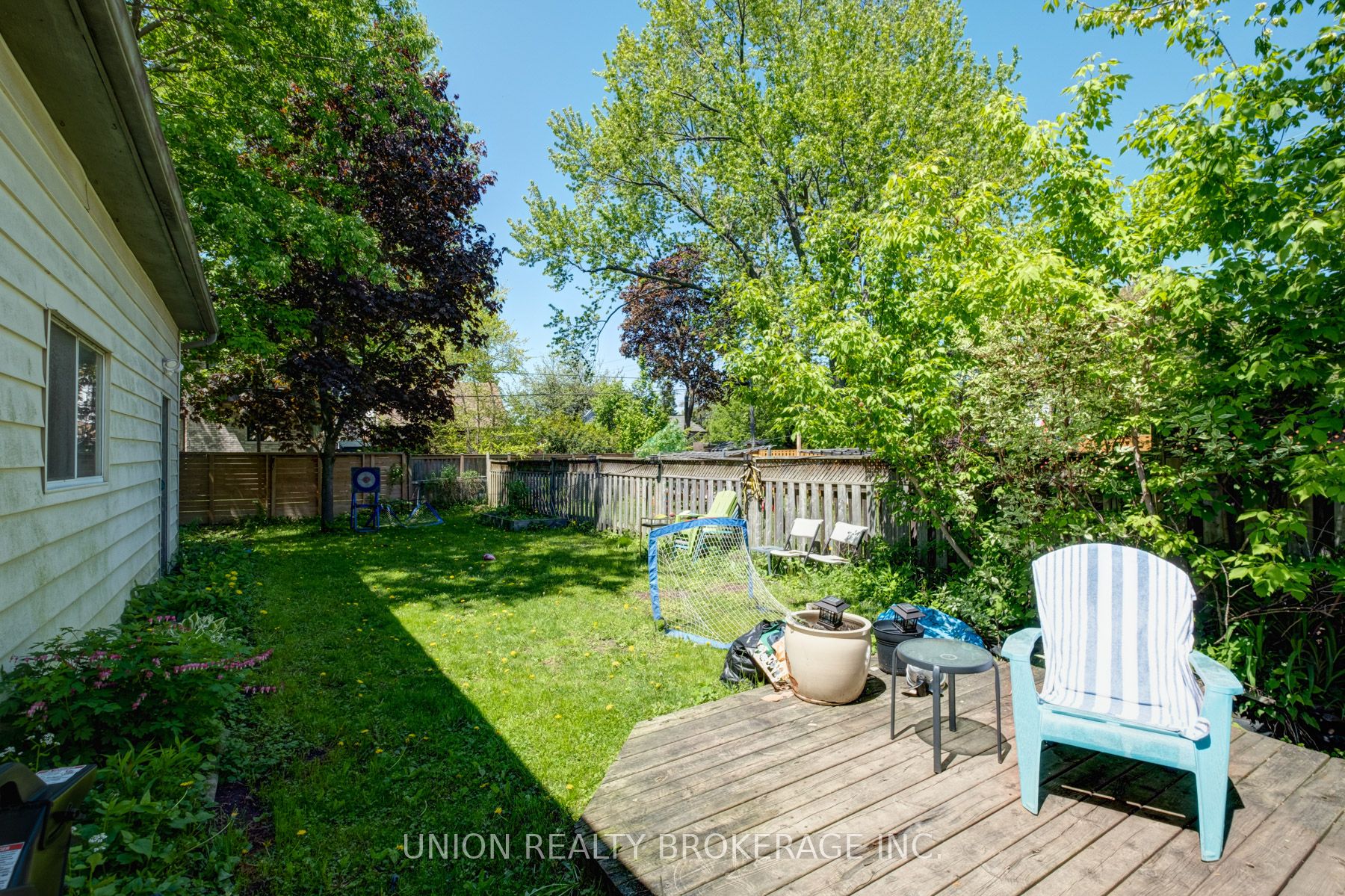 72 Sandown Avenue Property Photo 18