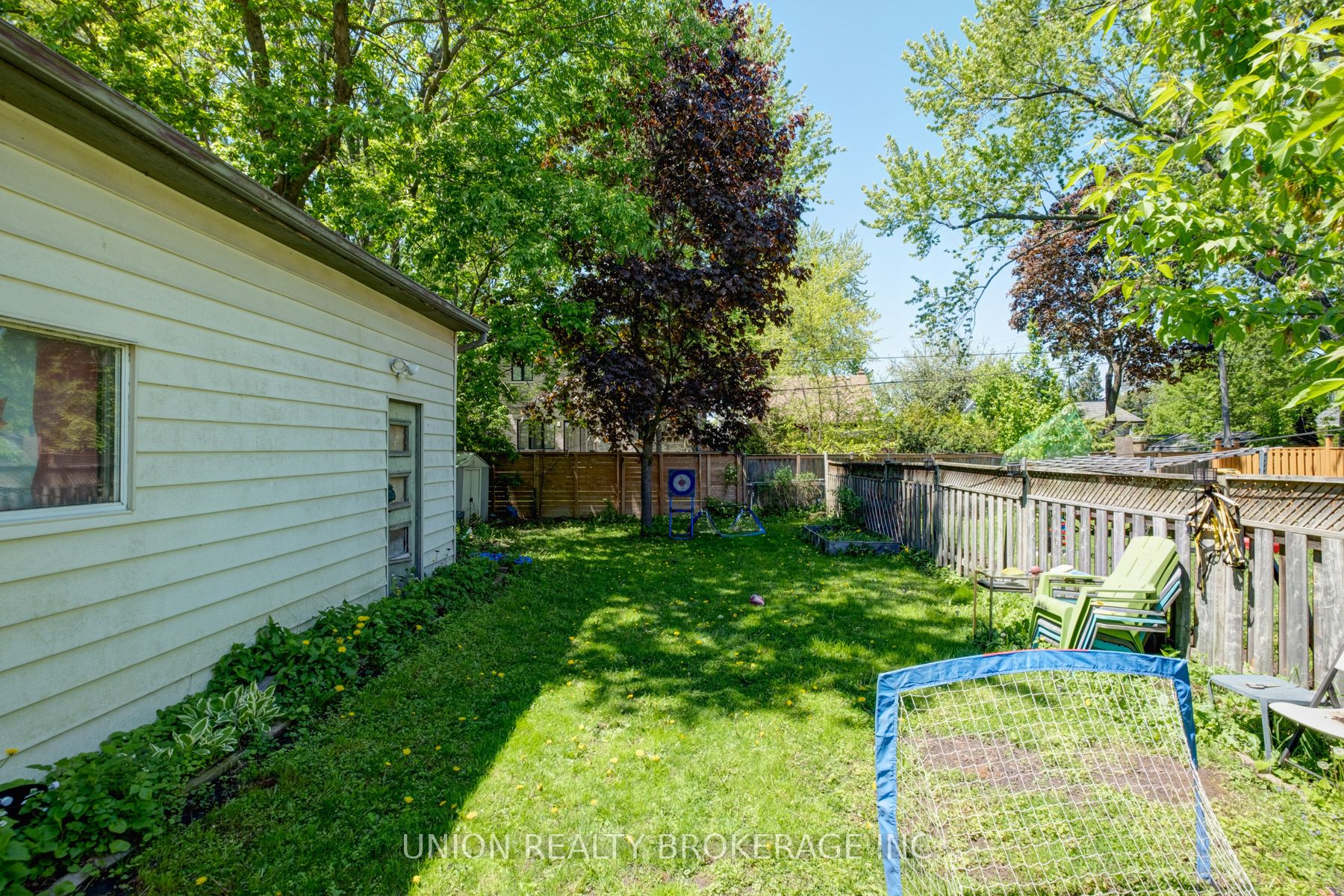 72 Sandown Avenue Property Photo 19