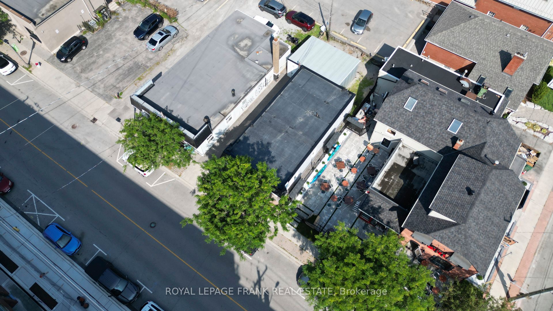106 Colborne St E Property Photo 23