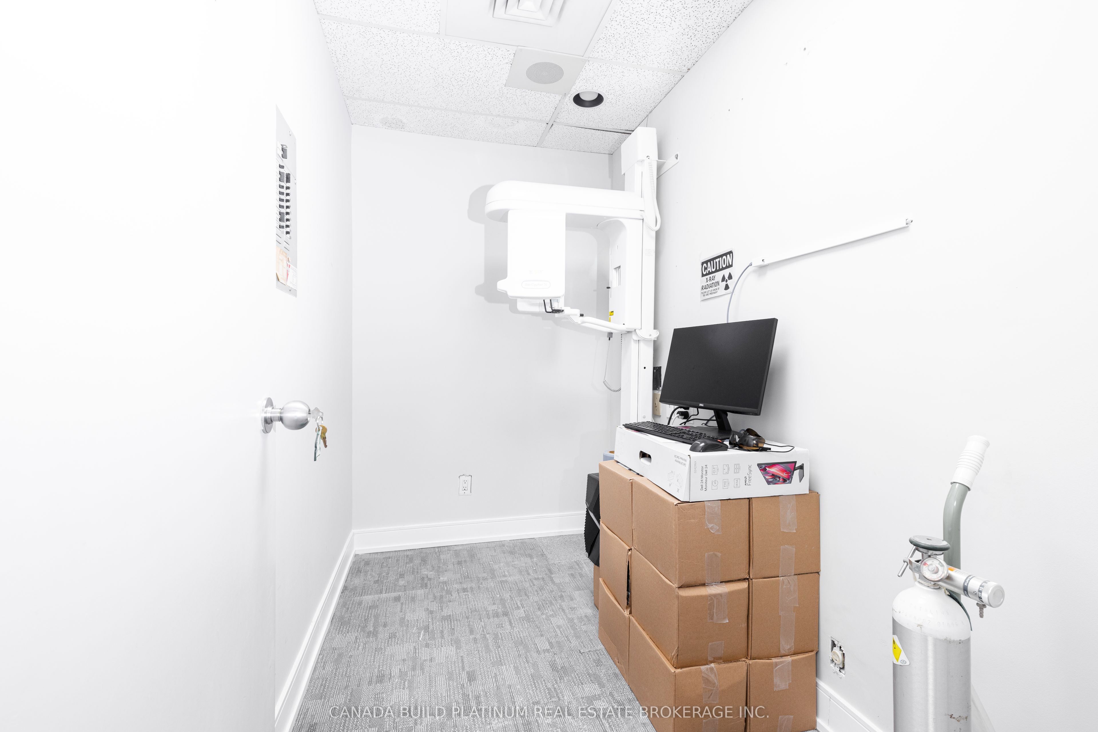 3852 Finch Avenue E 305 Property Photo 6