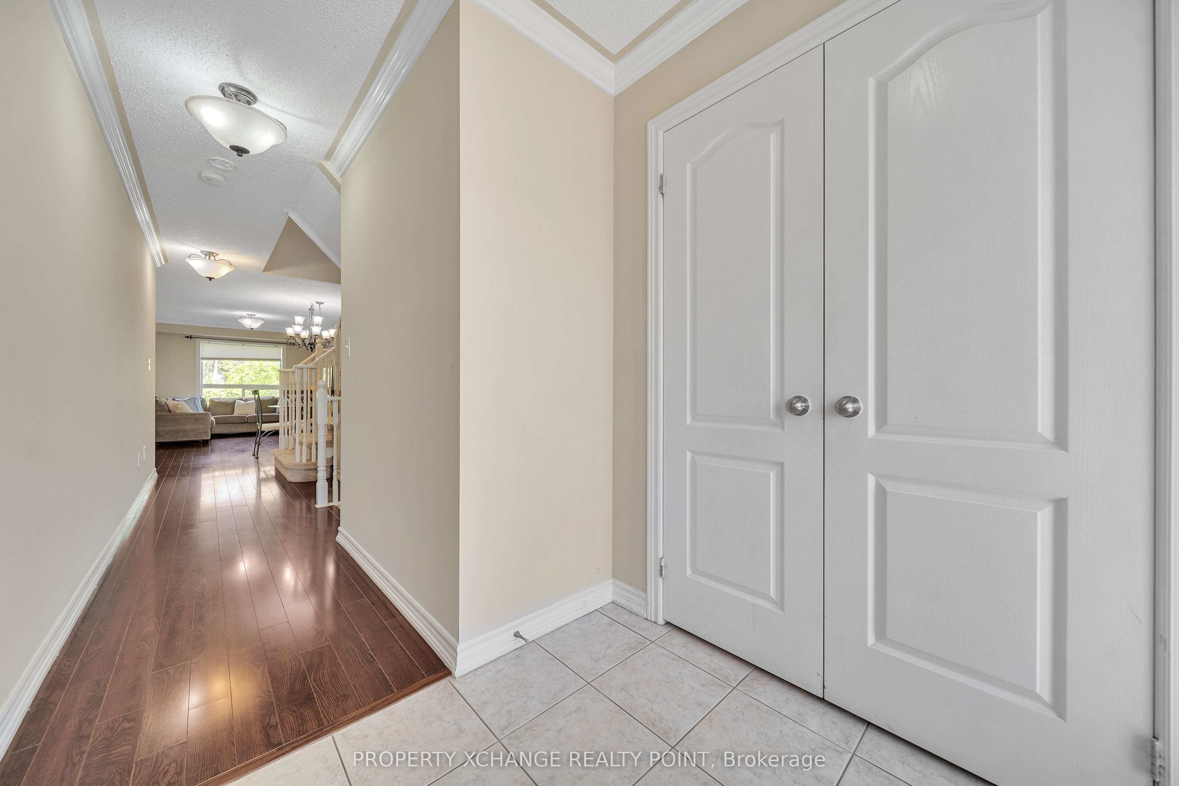 715 Grandview Street N 38 Property Photo 2