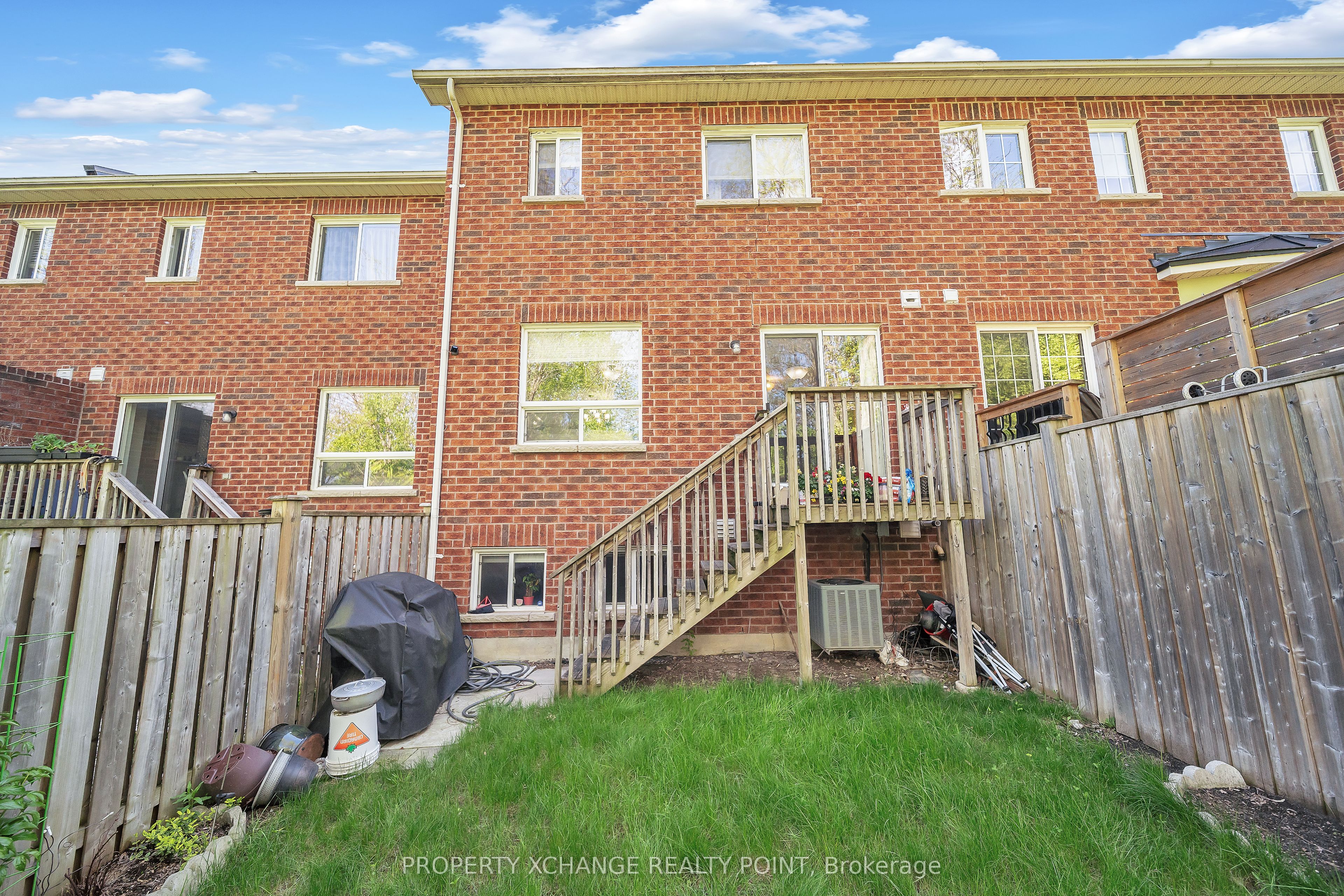 715 Grandview Street N 38 Property Photo 24