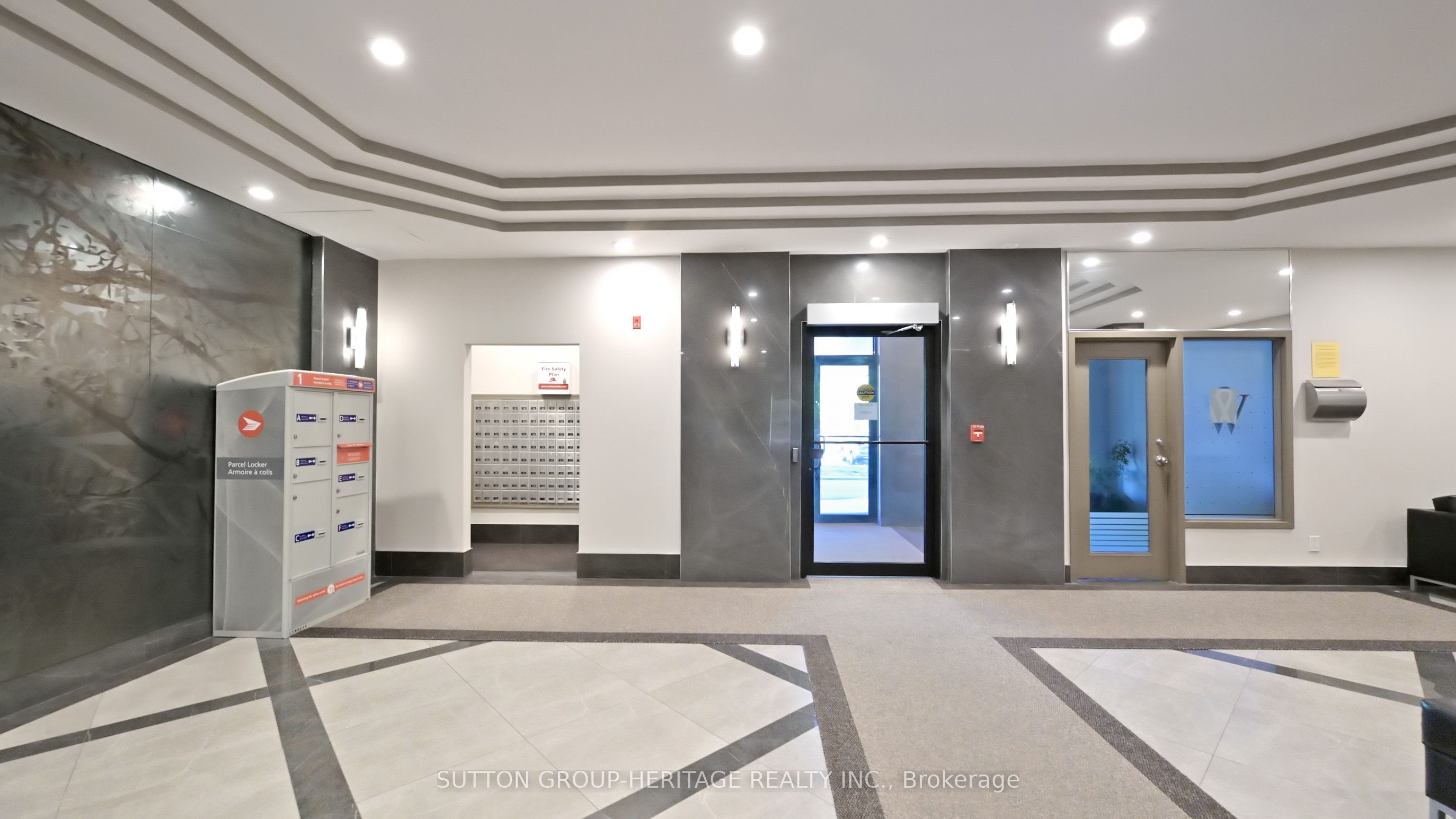 711 Rossland Road E 509 Property Photo 6