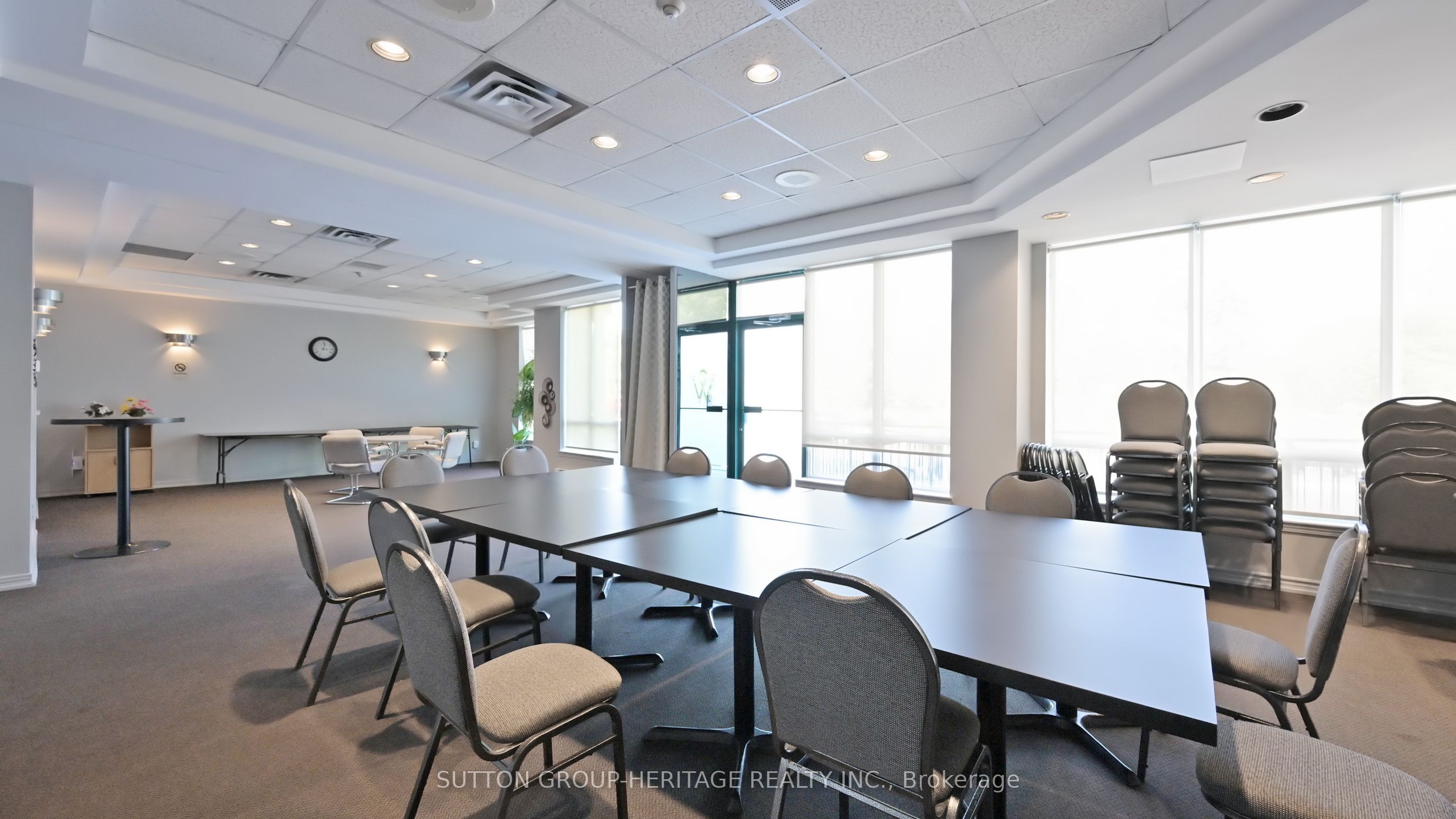 711 Rossland Road E 509 Property Photo 29