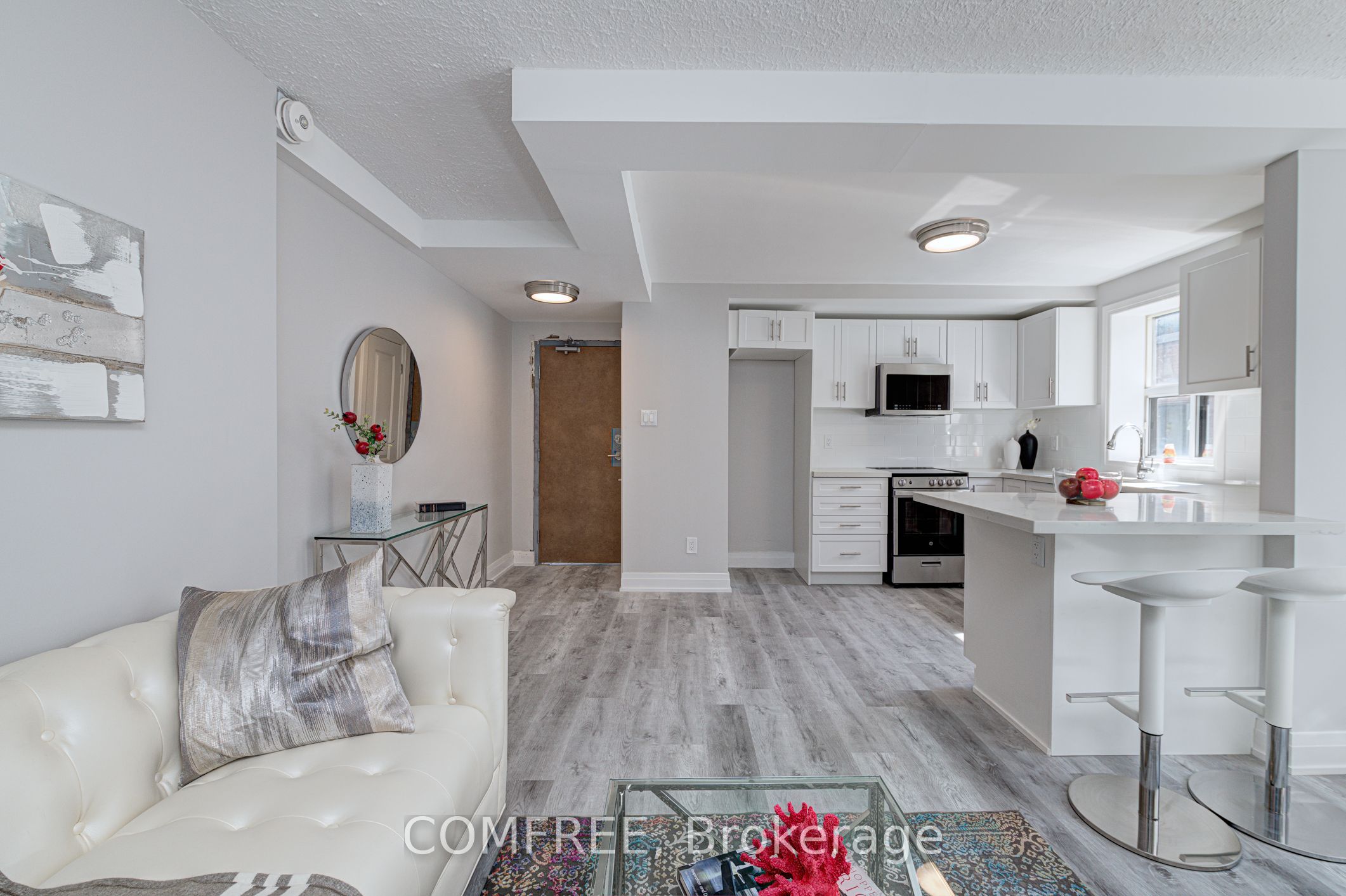 1161 O'connor Drive Property Photo 4