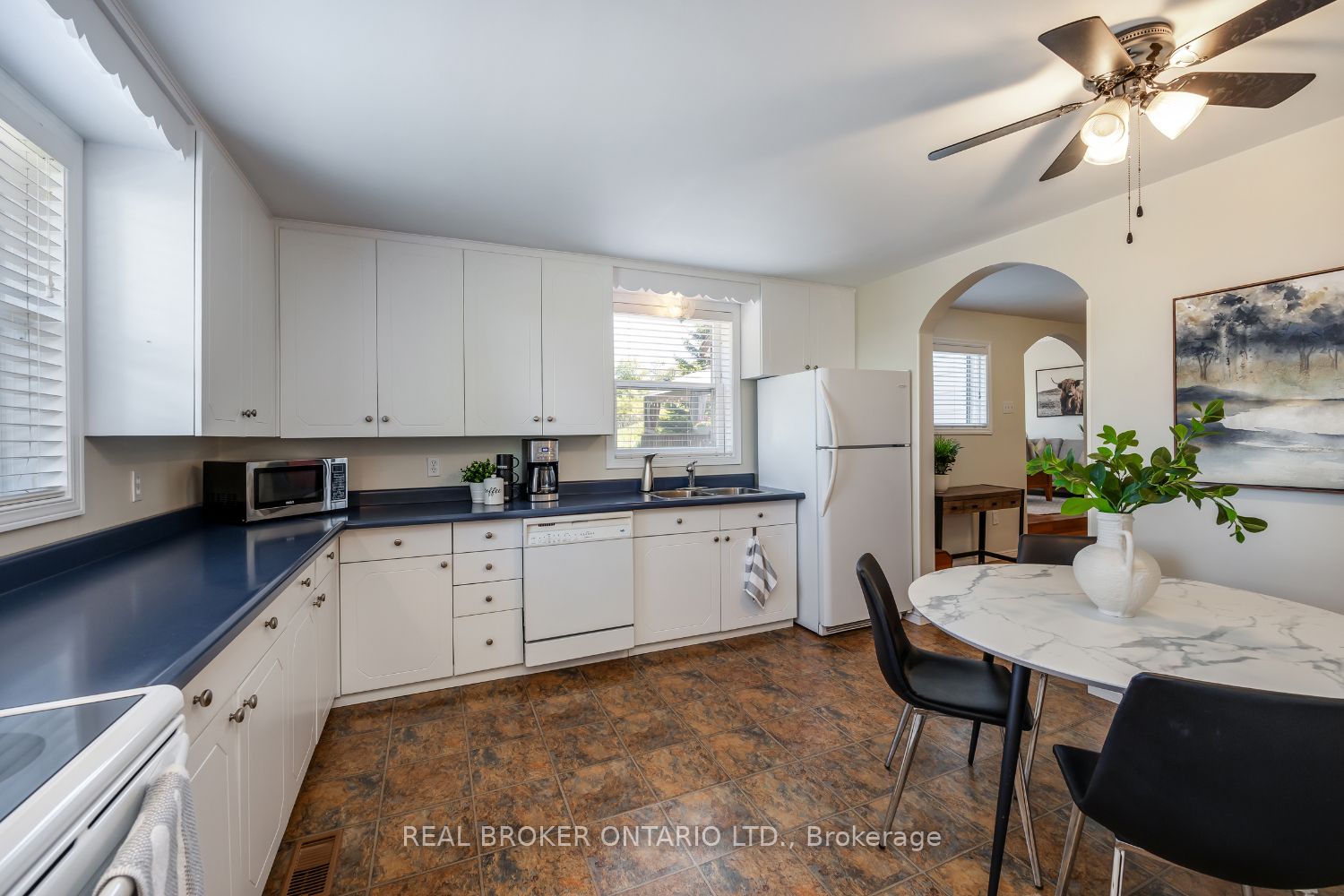 2359 Baseline Road Property Photo 6