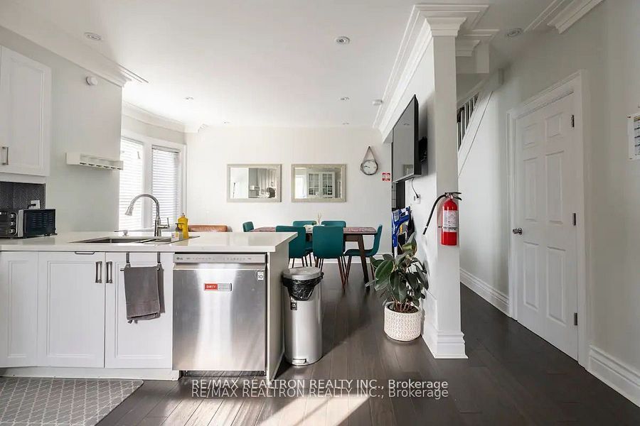 541 Eastern Avenue Property Photo 11