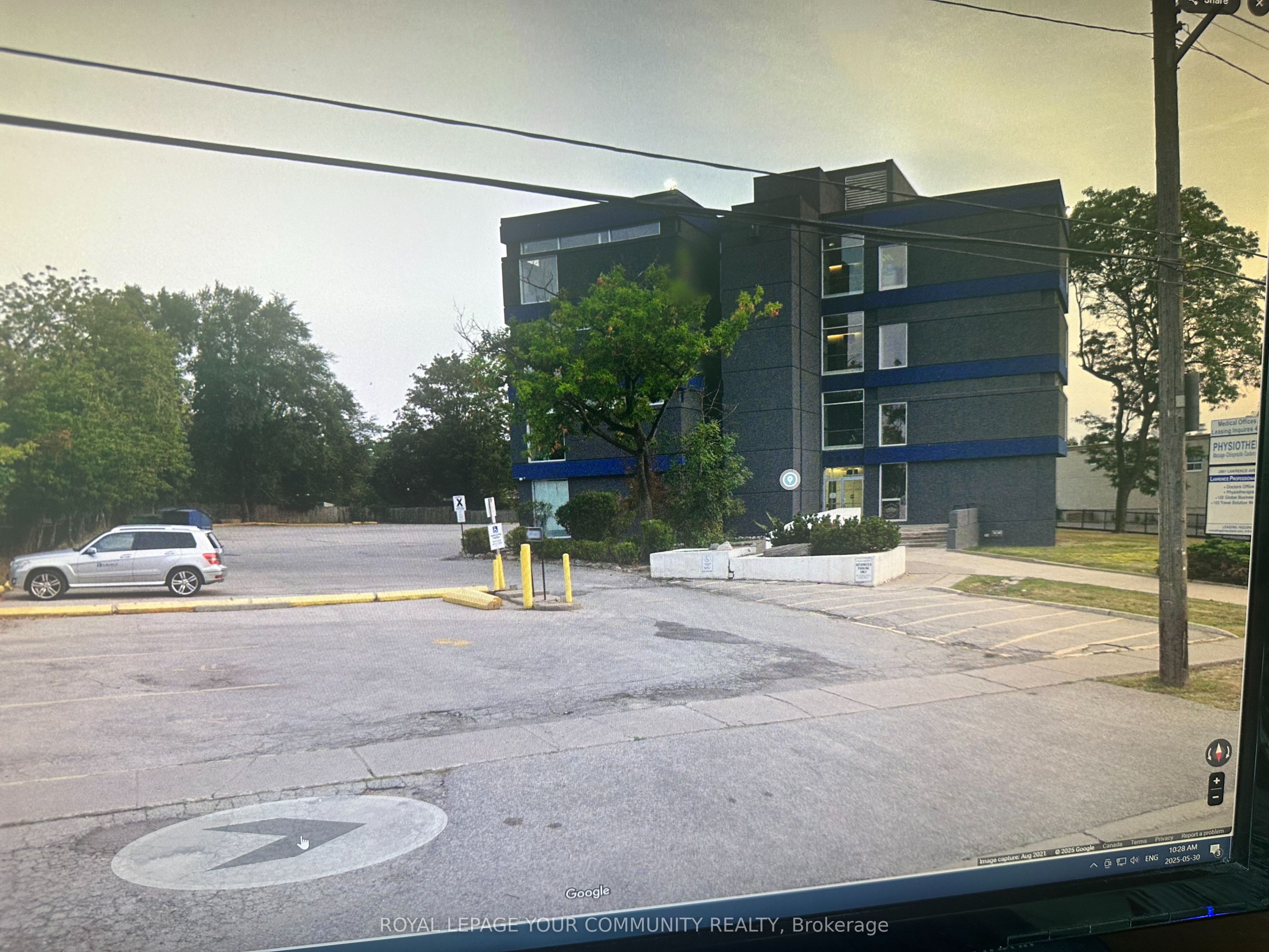 #307 & 308 - 2901 Lawrence Avenue Property Photo 2