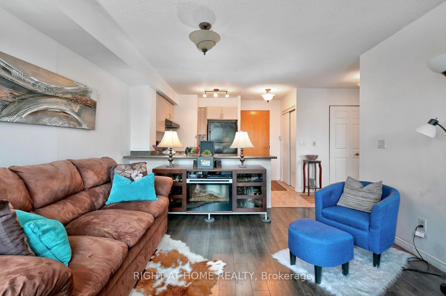 #216 - 340 Watson Street Property Photo 4