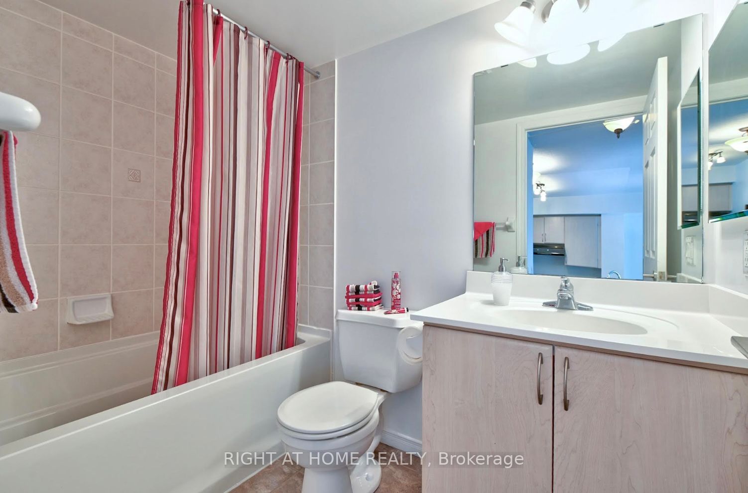 #216 - 340 Watson Street Property Photo 20
