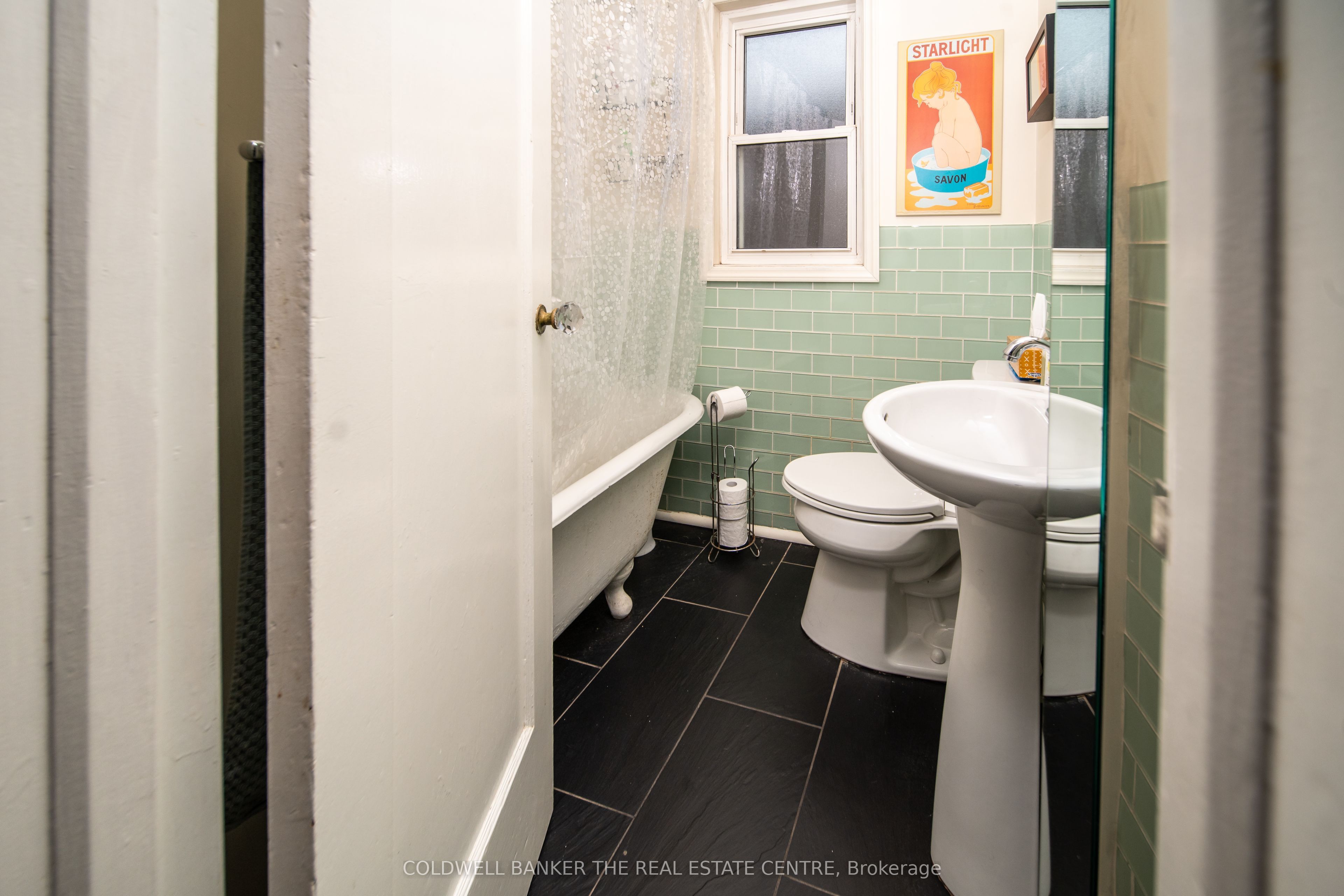503 Scarborough Road Property Photo 16