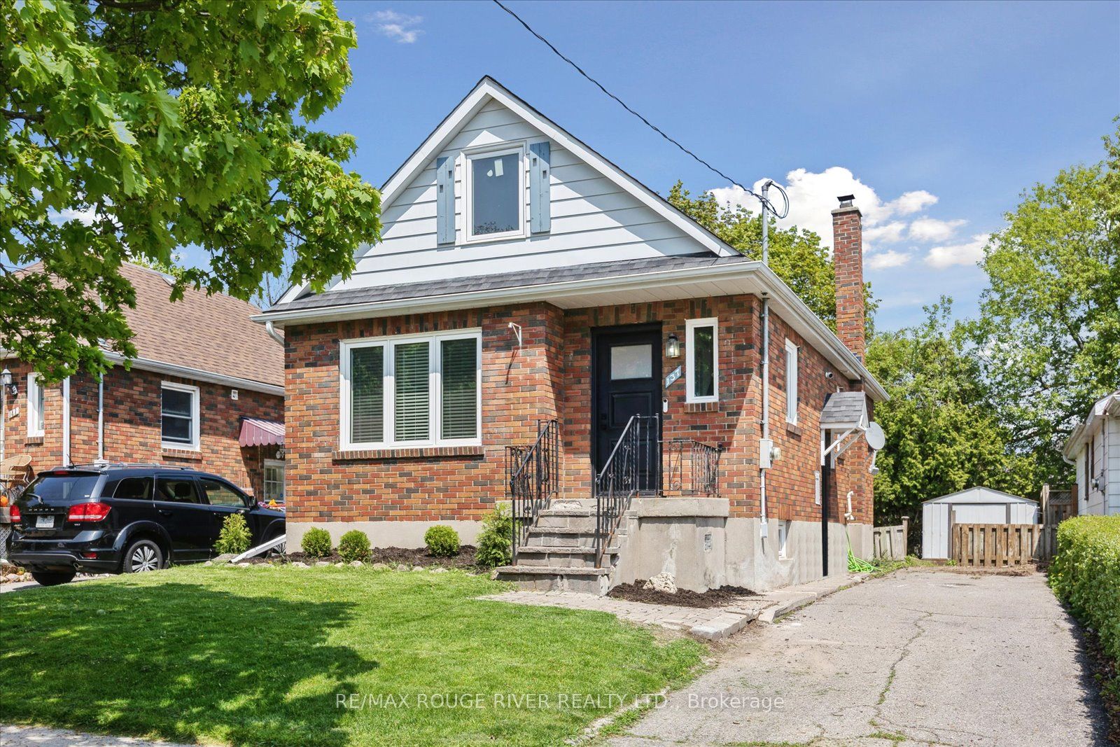 137 Patricia Ave Property Photo 1
