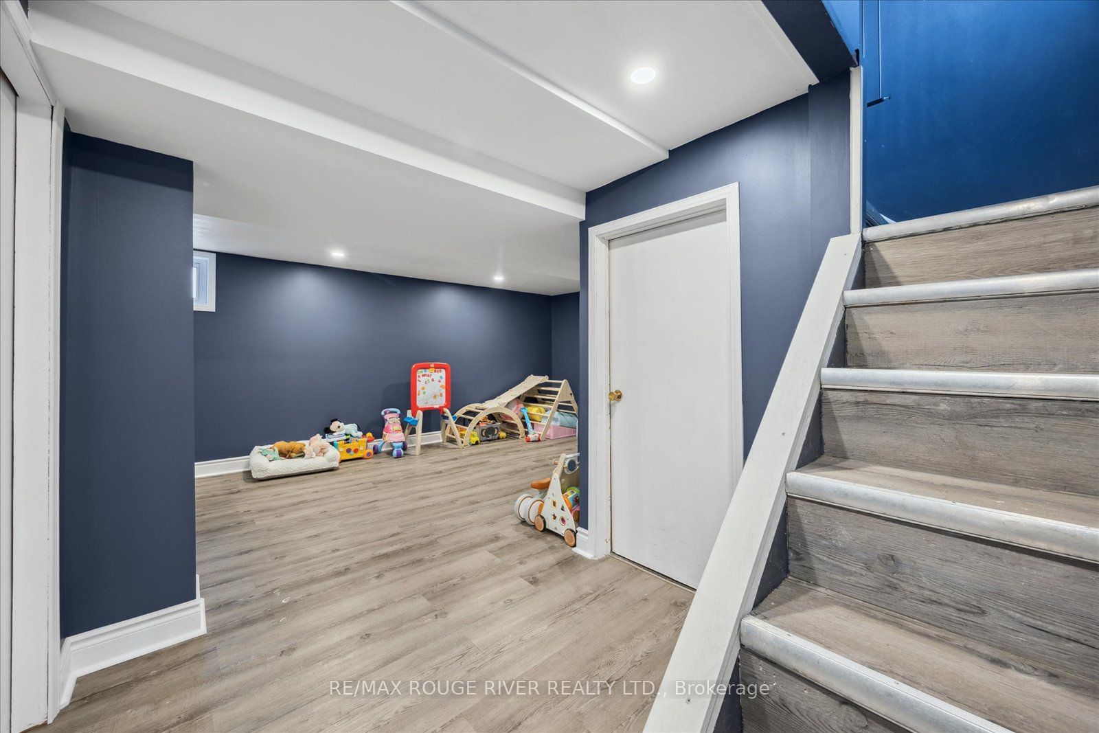 137 Patricia Avenue Property Photo 24
