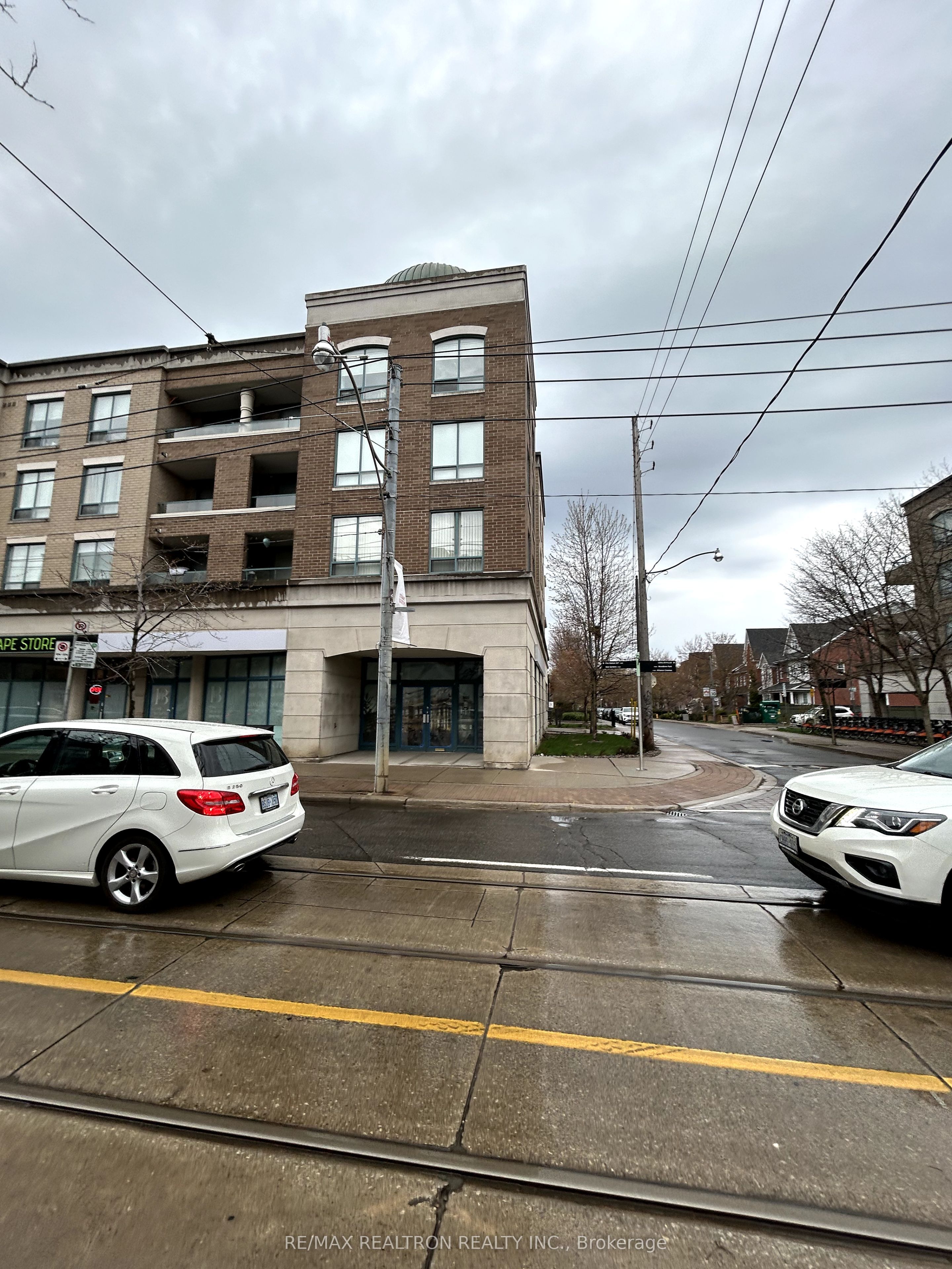 1815 Queen Street Property Photo 3