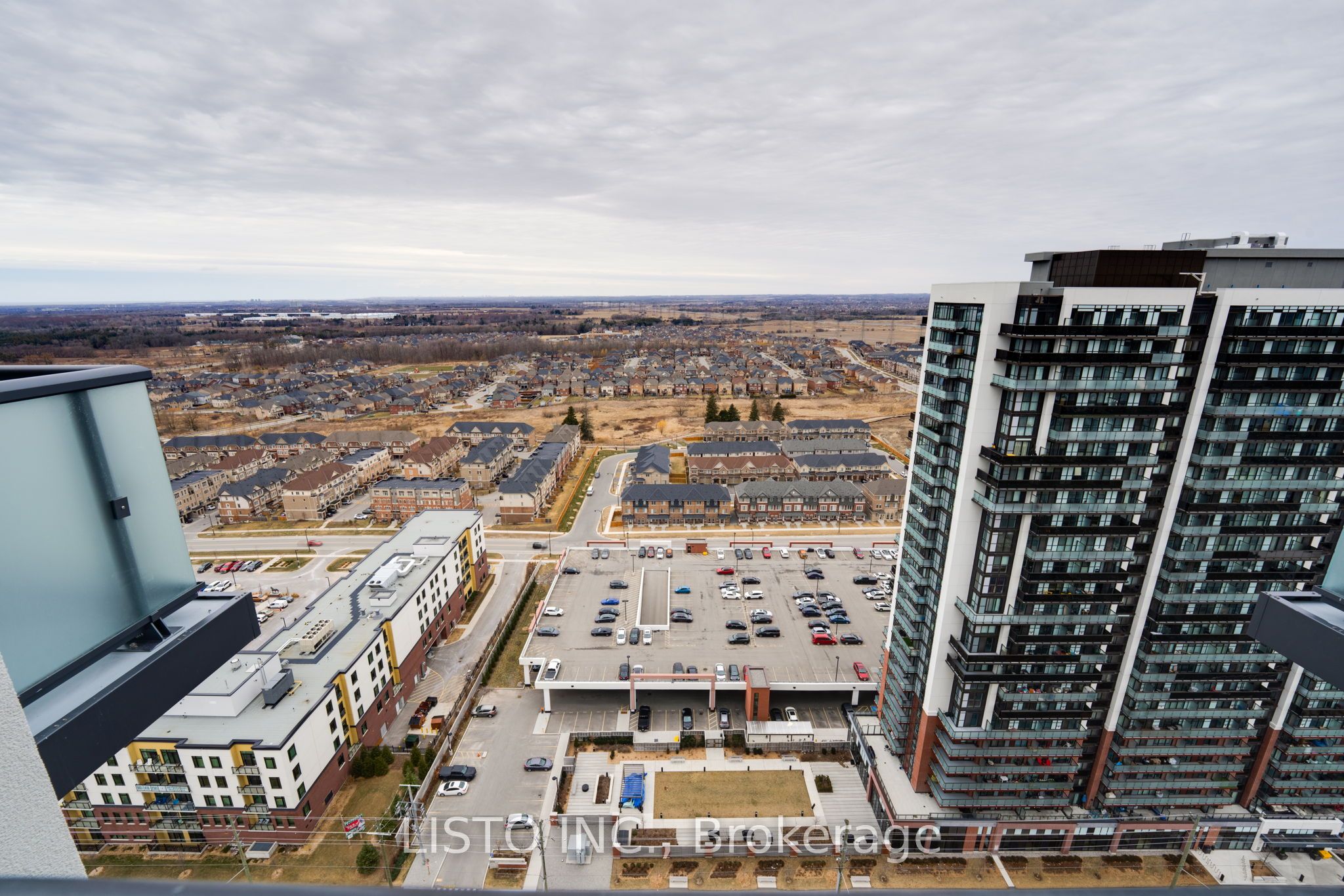 2545 Simcoe St N Property Photo 1