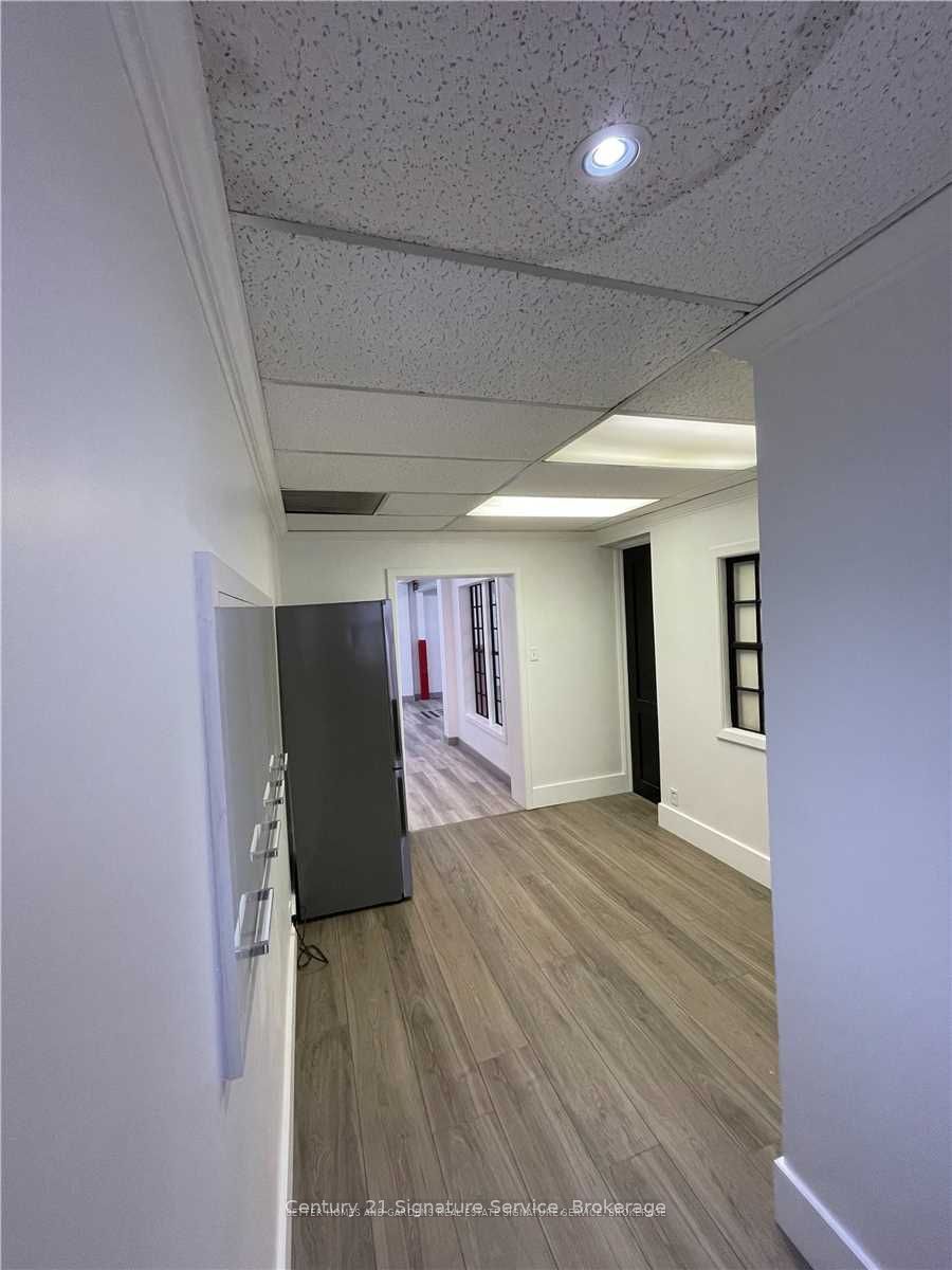 #1 - 1 Parnell Avenue Property Photo 5