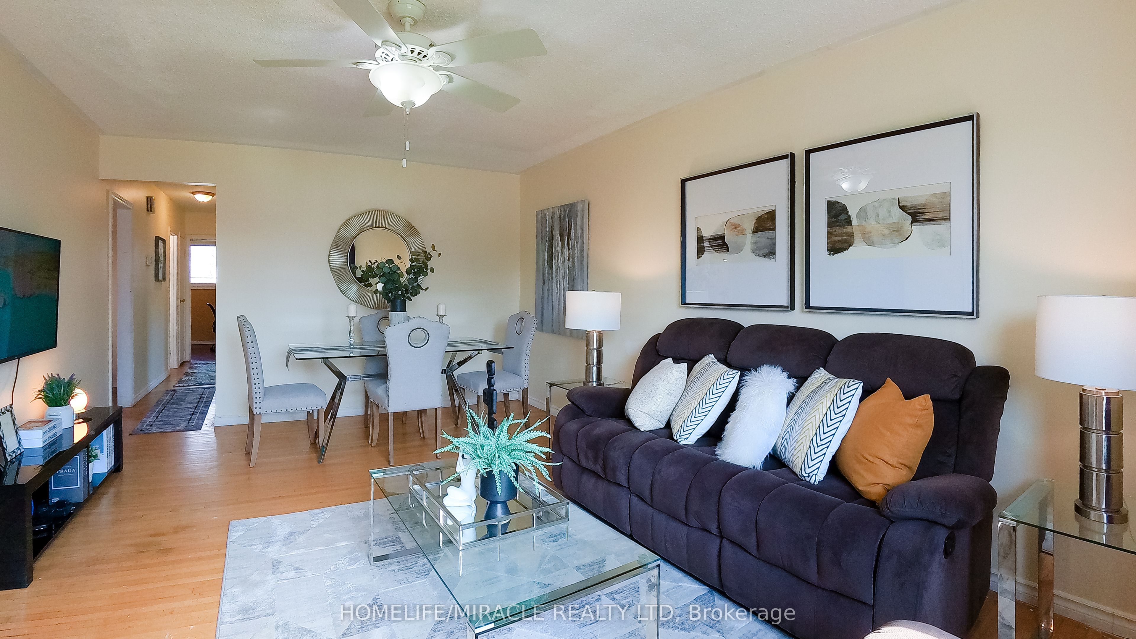 897 Antonio Street Property Photo 3
