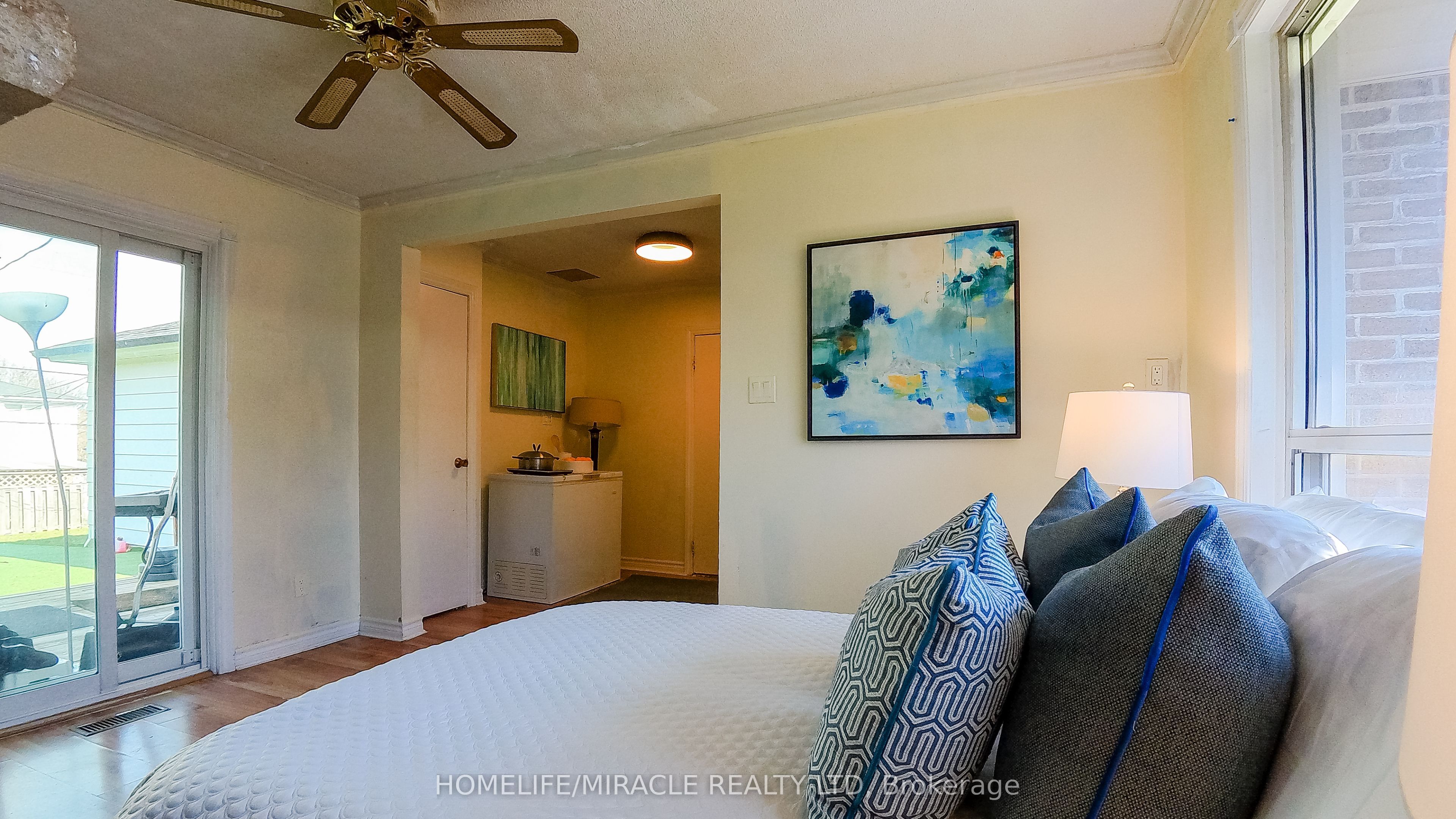 897 Antonio Street Property Photo 5
