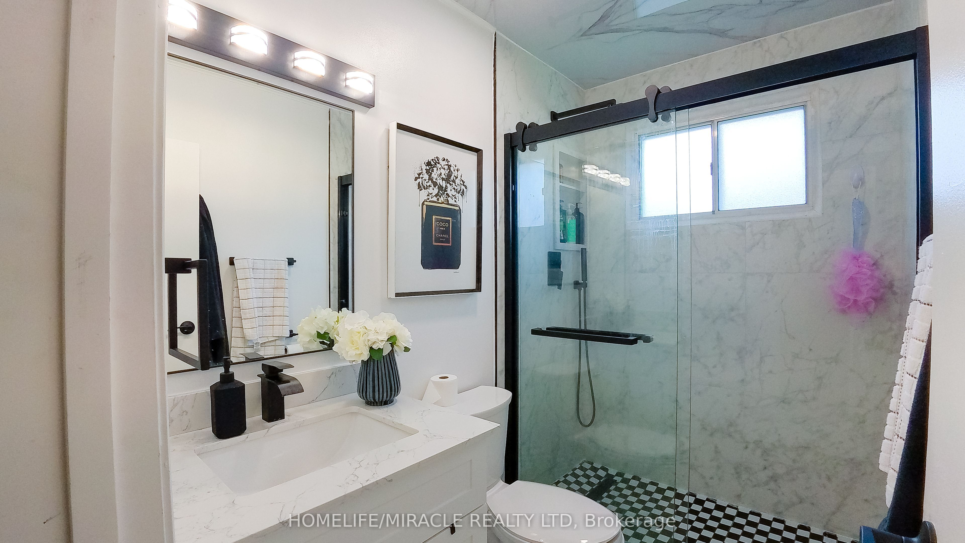 897 Antonio Street Property Photo 16