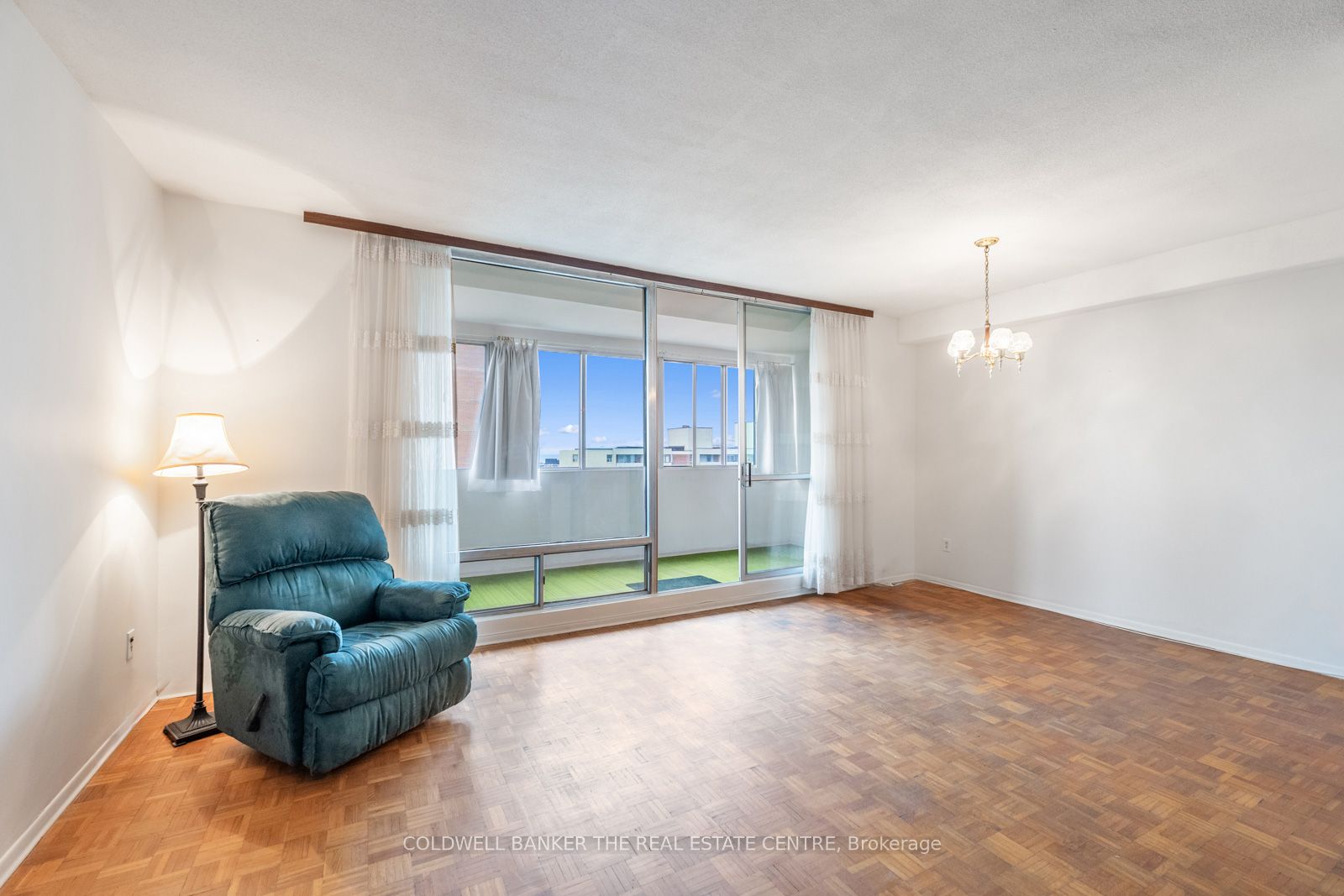 #ph 15 - 1 Massey Square Property Photo 14