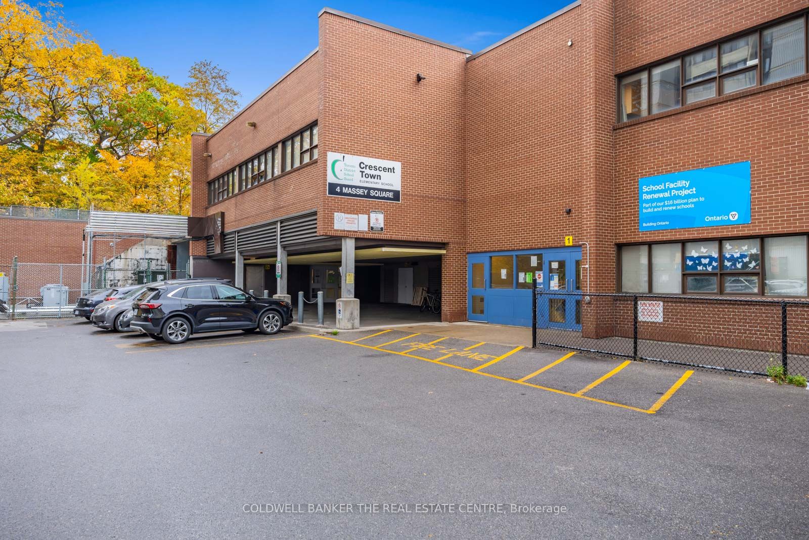 #ph 15 - 1 Massey Square Property Photo 30