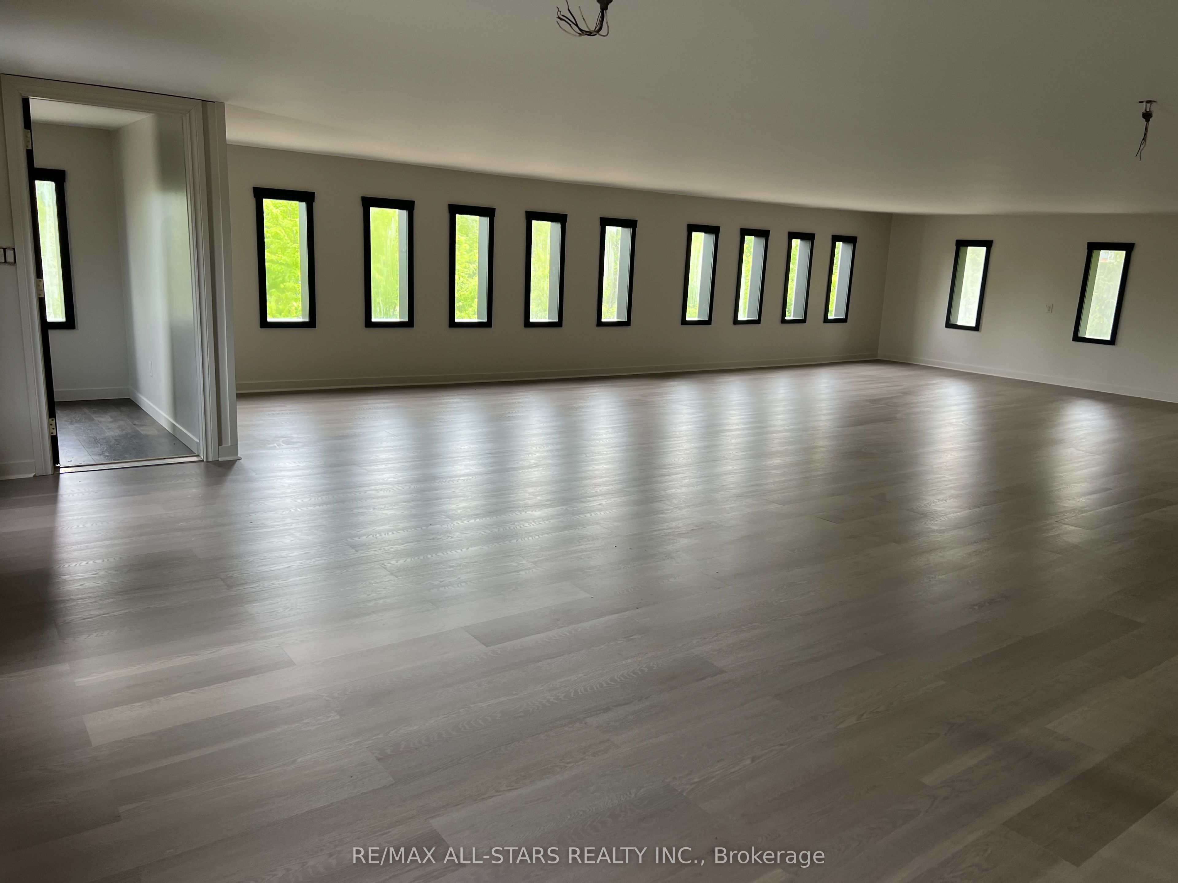 22990 Highway 12 Property Photo 10