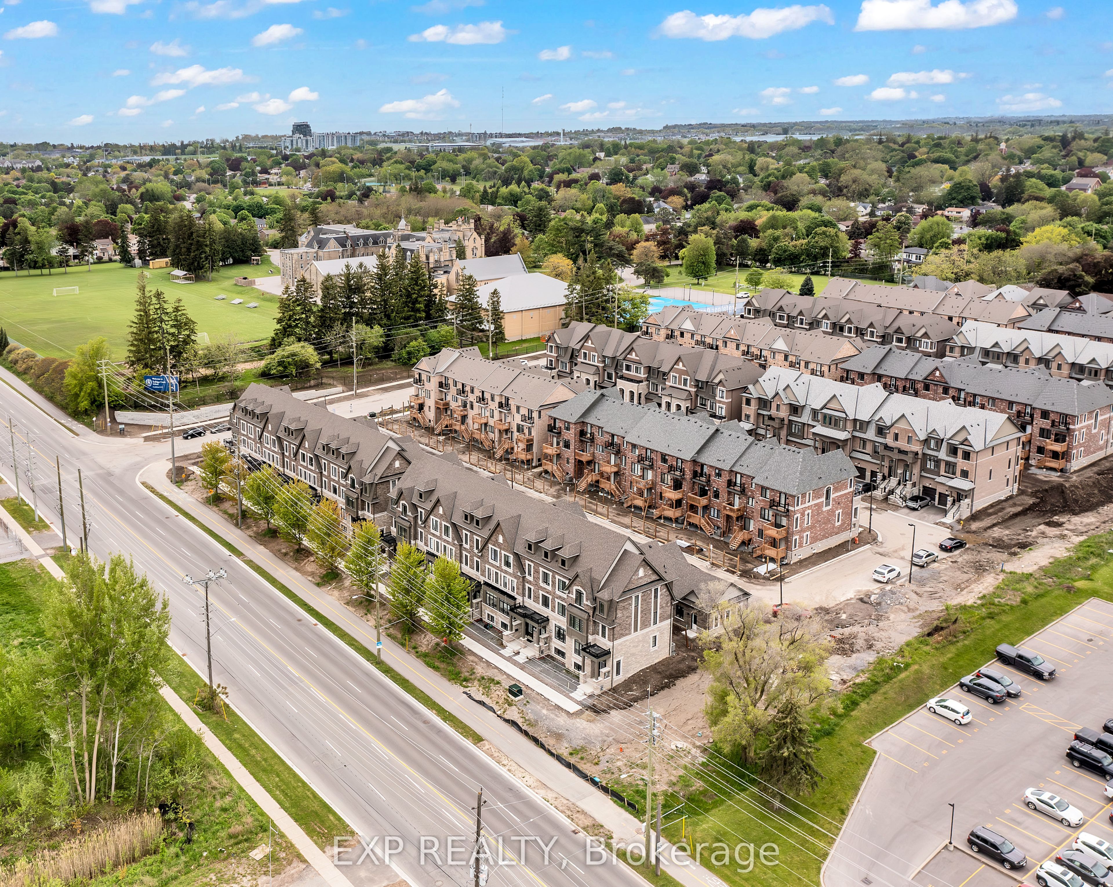 7 Selfridge Way Property Photo 1