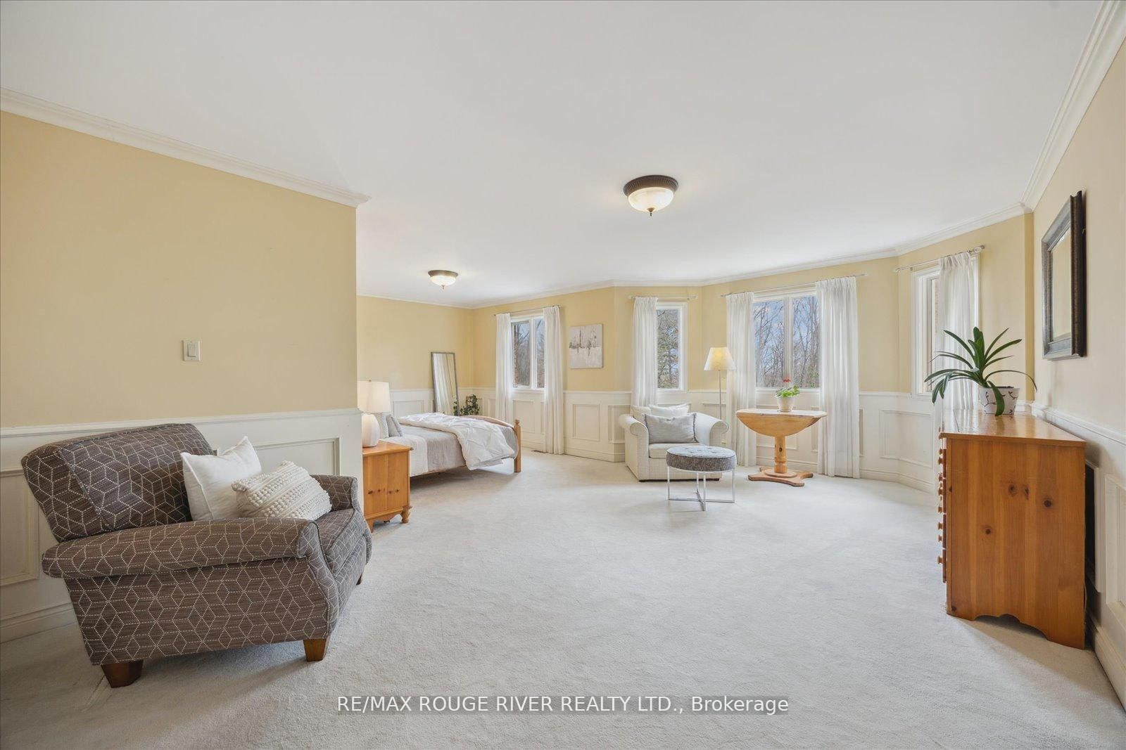 921 Duncannon Drive Property Photo 26