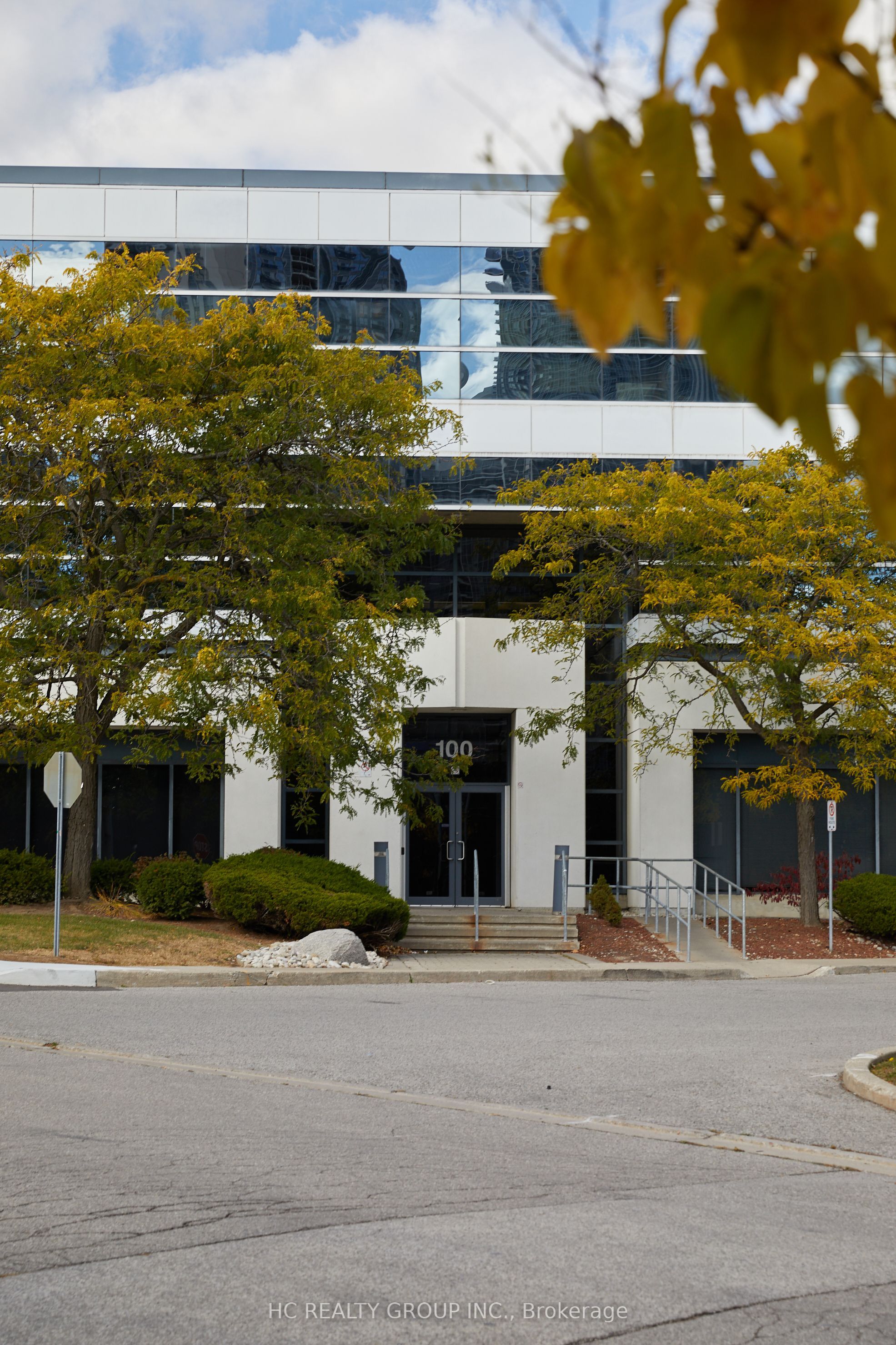 #360 - 100 Cowdray Court Property Photo 1