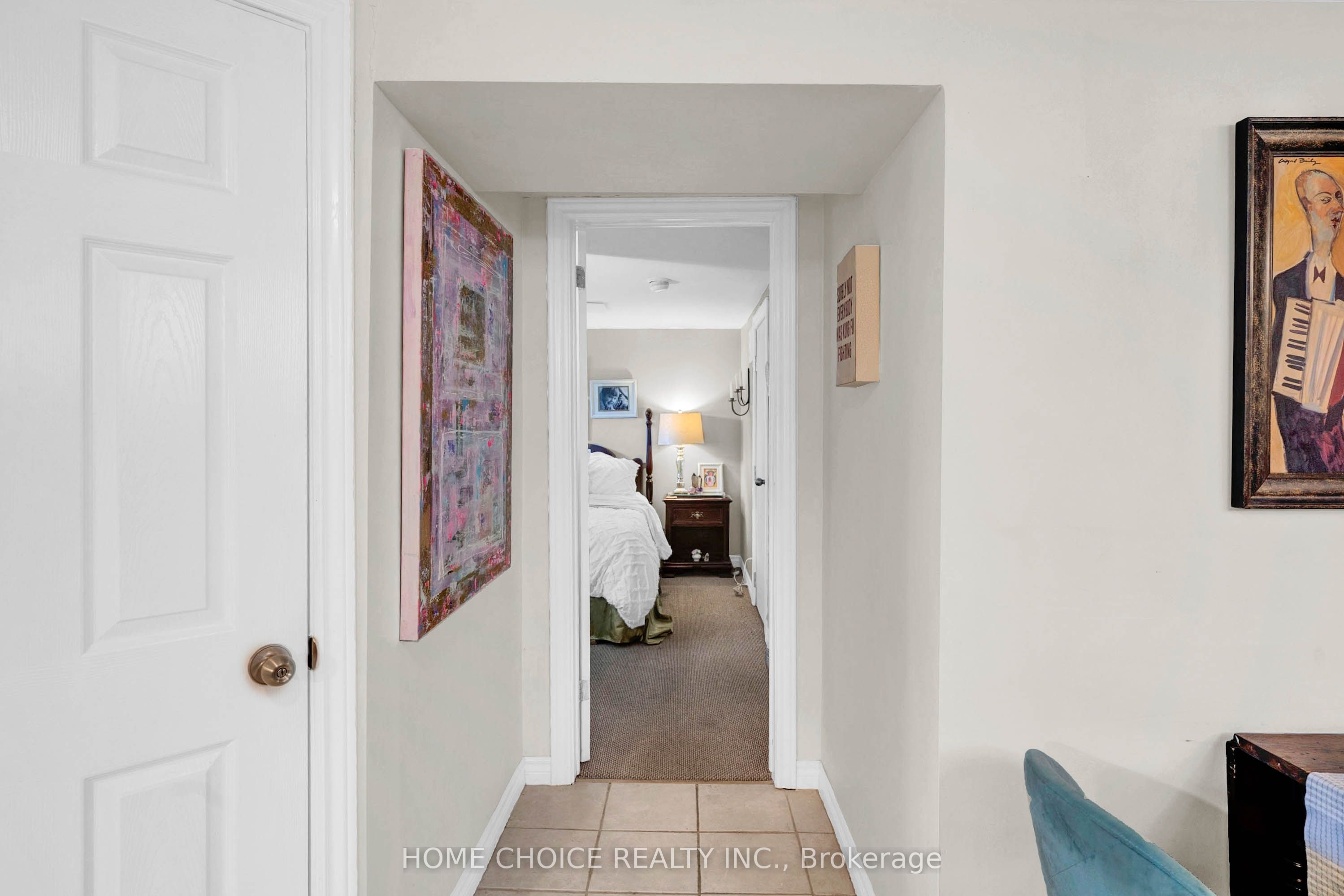 11 Thorncroft Crescent Property Photo 25