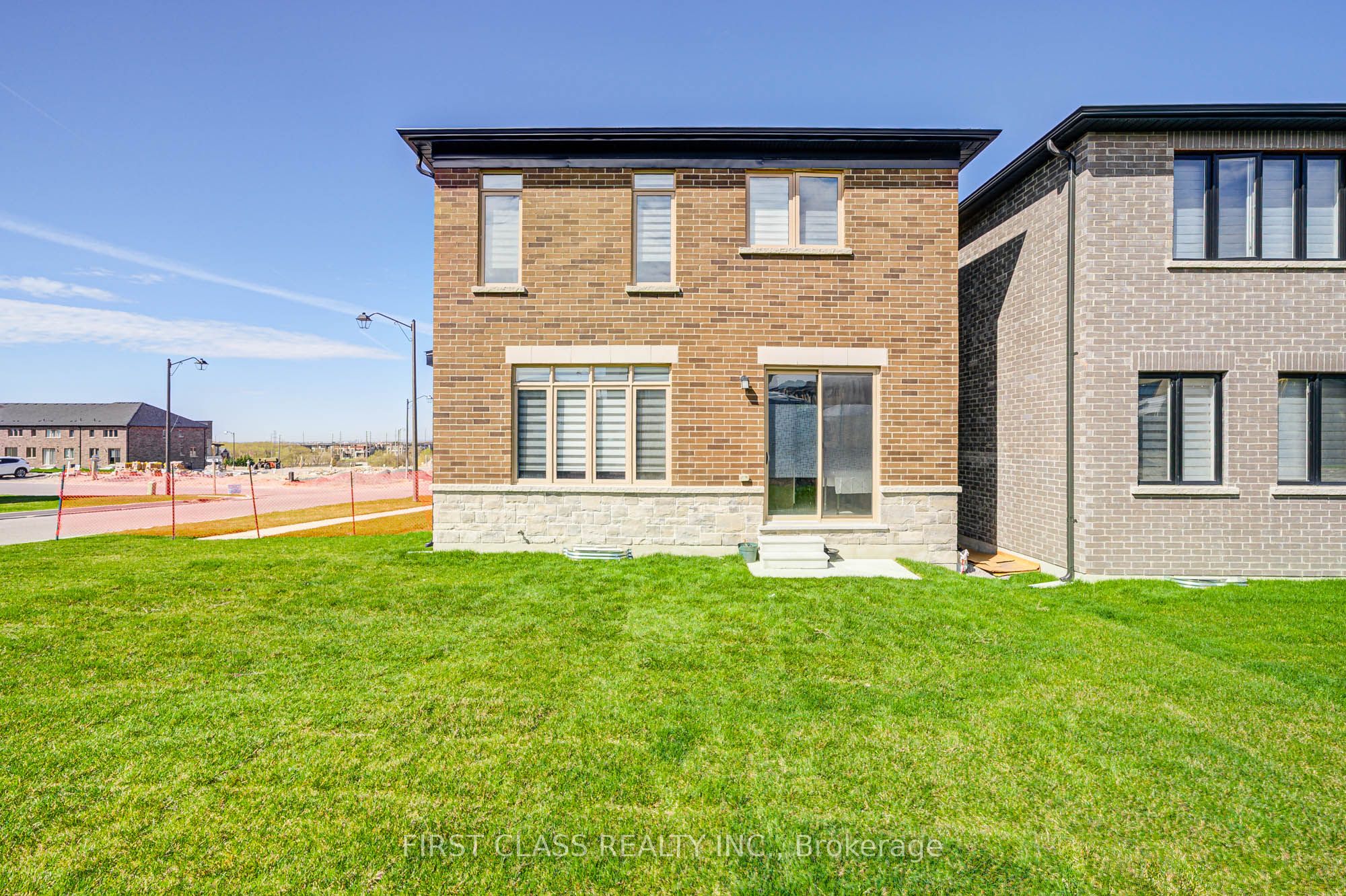 2049 Chris Mason Street Property Photo 5